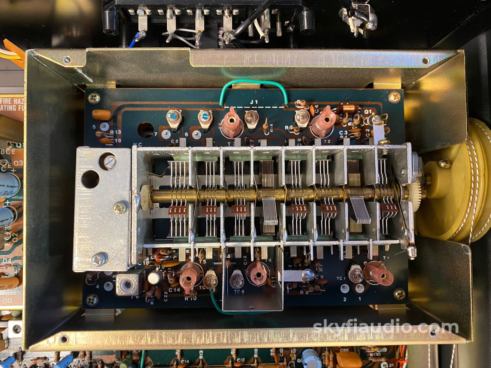 Kenwood Kt-8300 Am/Fm Tuner W/Rare Rack Kit - Professionally Aligned