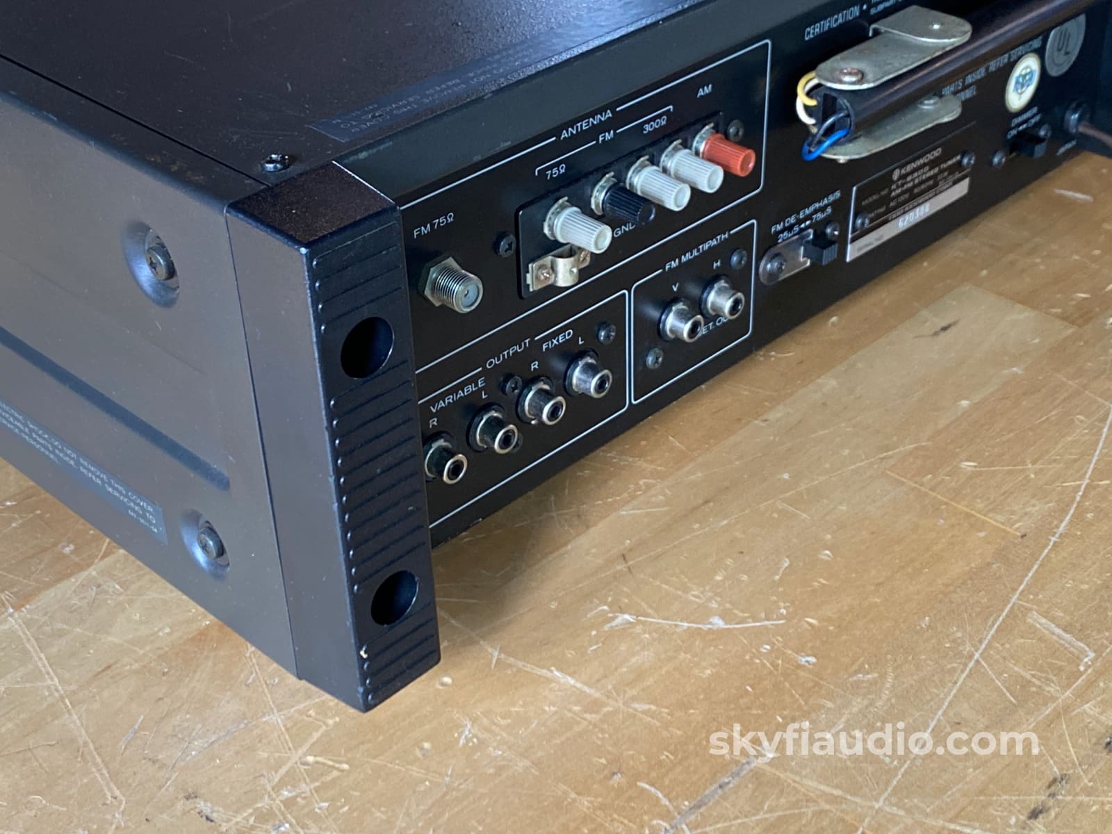 Kenwood Kt-8300 Am/Fm Tuner W/Rare Rack Kit - Professionally Aligned