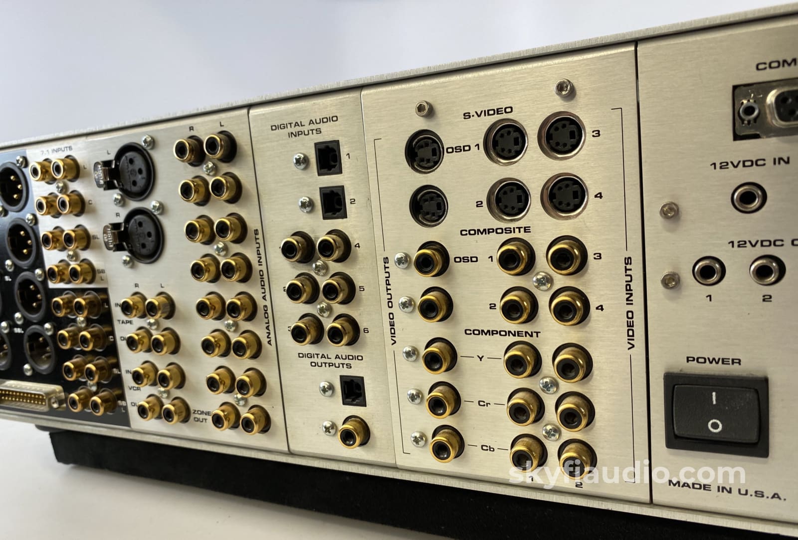 Krell Home Theater Standard 2 (Hts) 7.1 Audio Processor Preamplifier