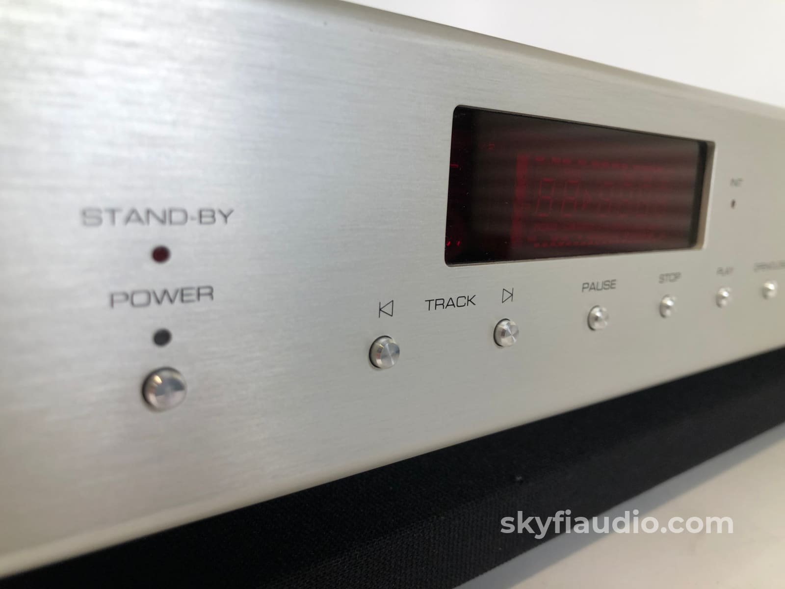 Krell Kav-280Cd Cd Player With Quad 24-Bit Burr-Brown Pcm-1704S (B) + Digital