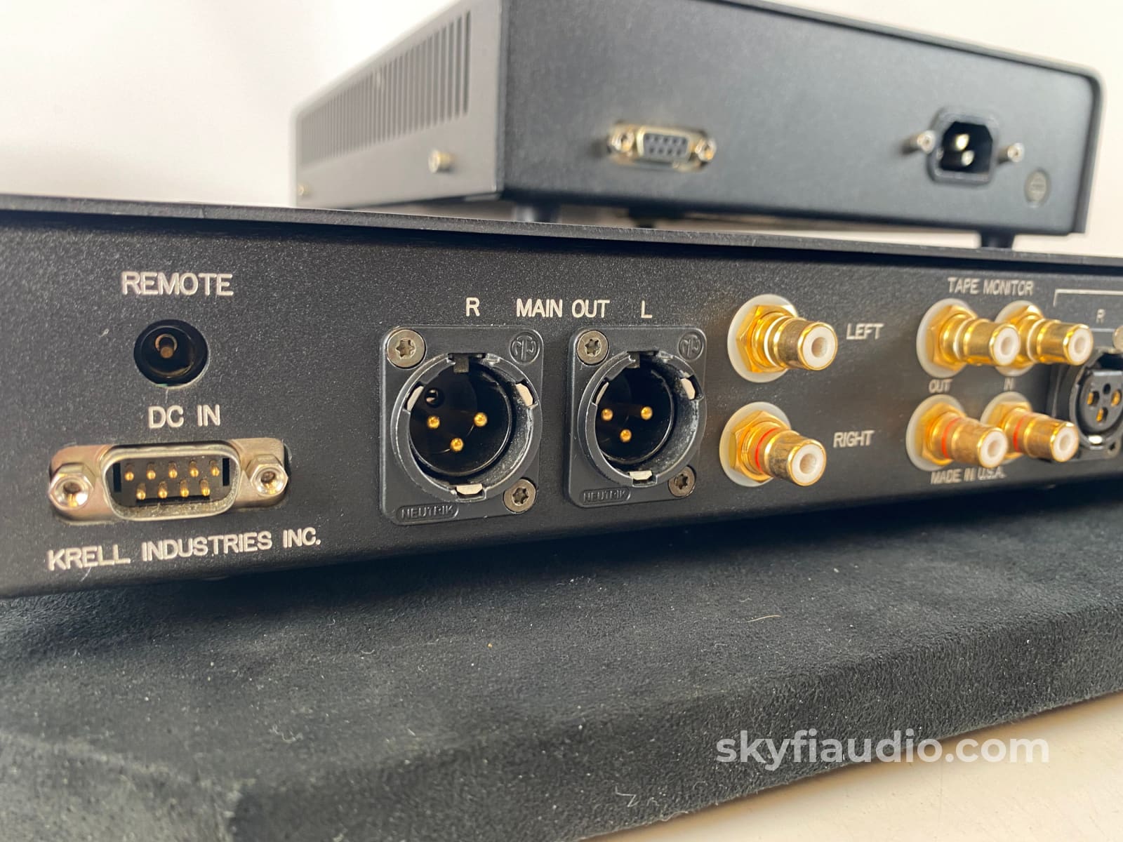 Krell Krc Preamplifier With Separate Power Supply Complete Package Set