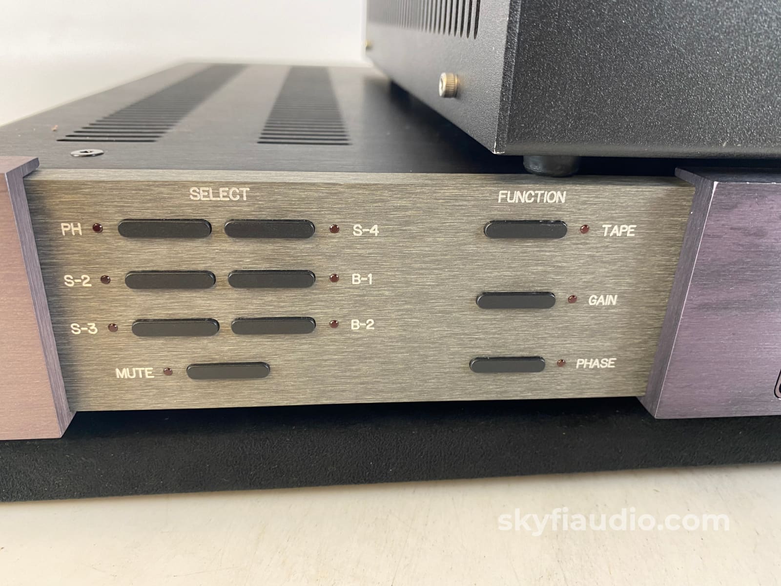 Krell Krc Preamplifier With Separate Power Supply Complete Package Set