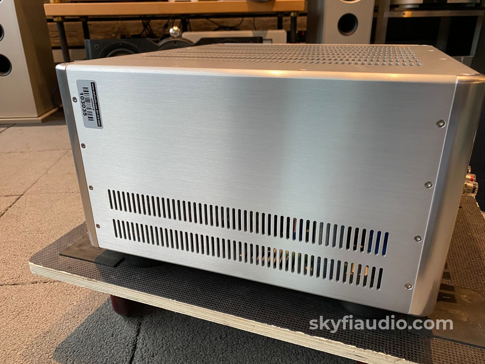 Krell Theater Amplifier Standard (Tas) - 5 Channel