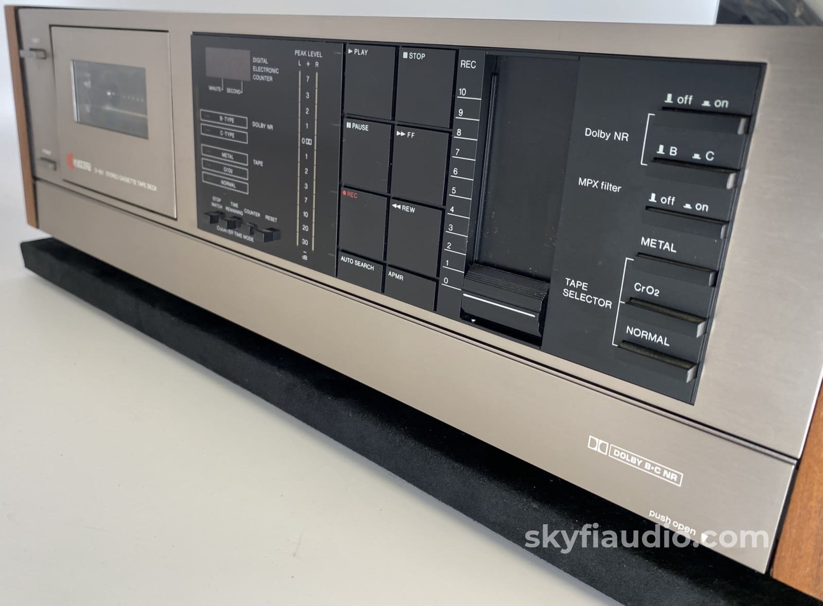 Kyocera D-801 Vintage Cassette Deck Tape