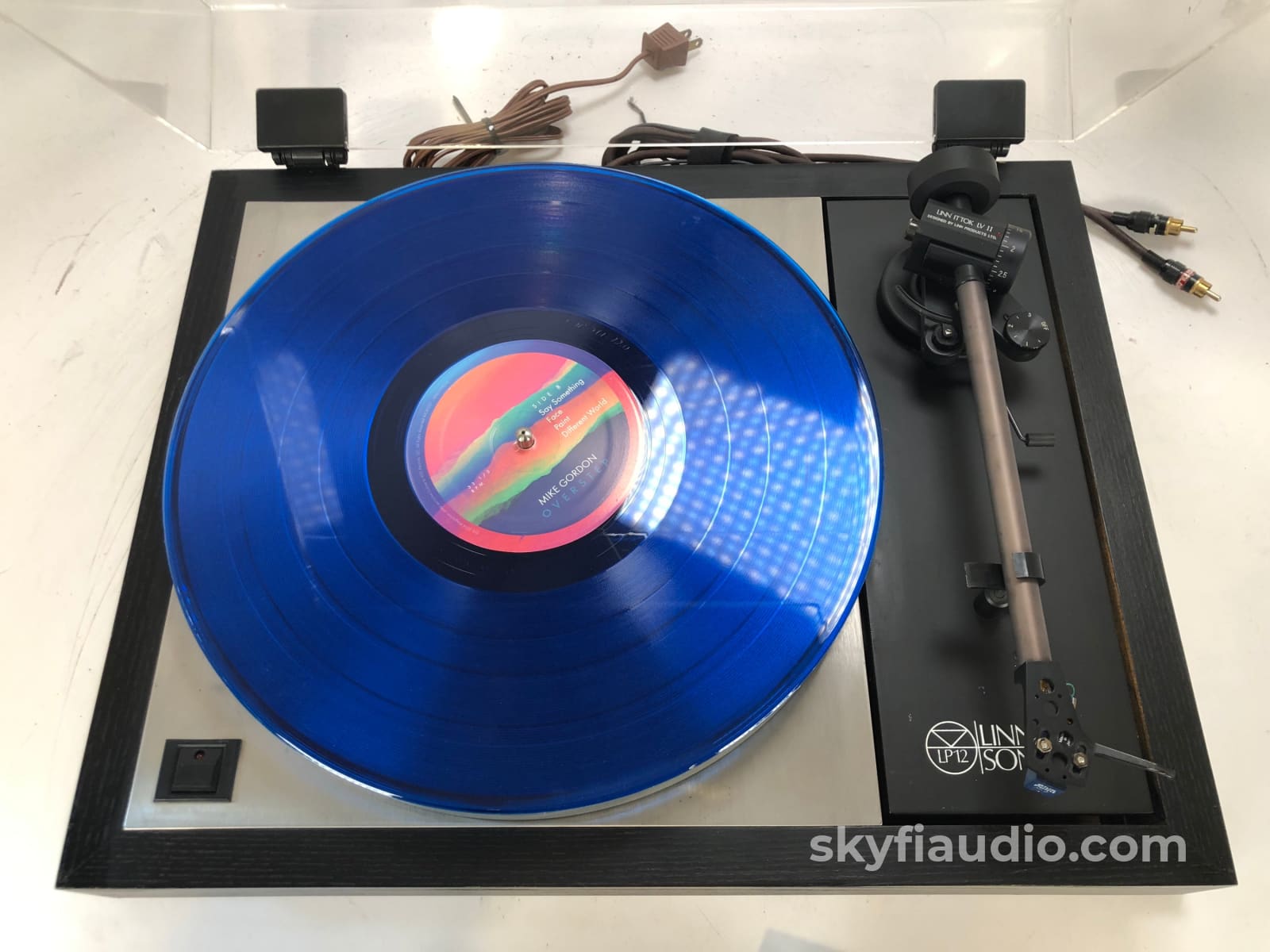 Legendary Linn Lp12 Turntable With New Sumiko Blue Point No. 2 Cartridge