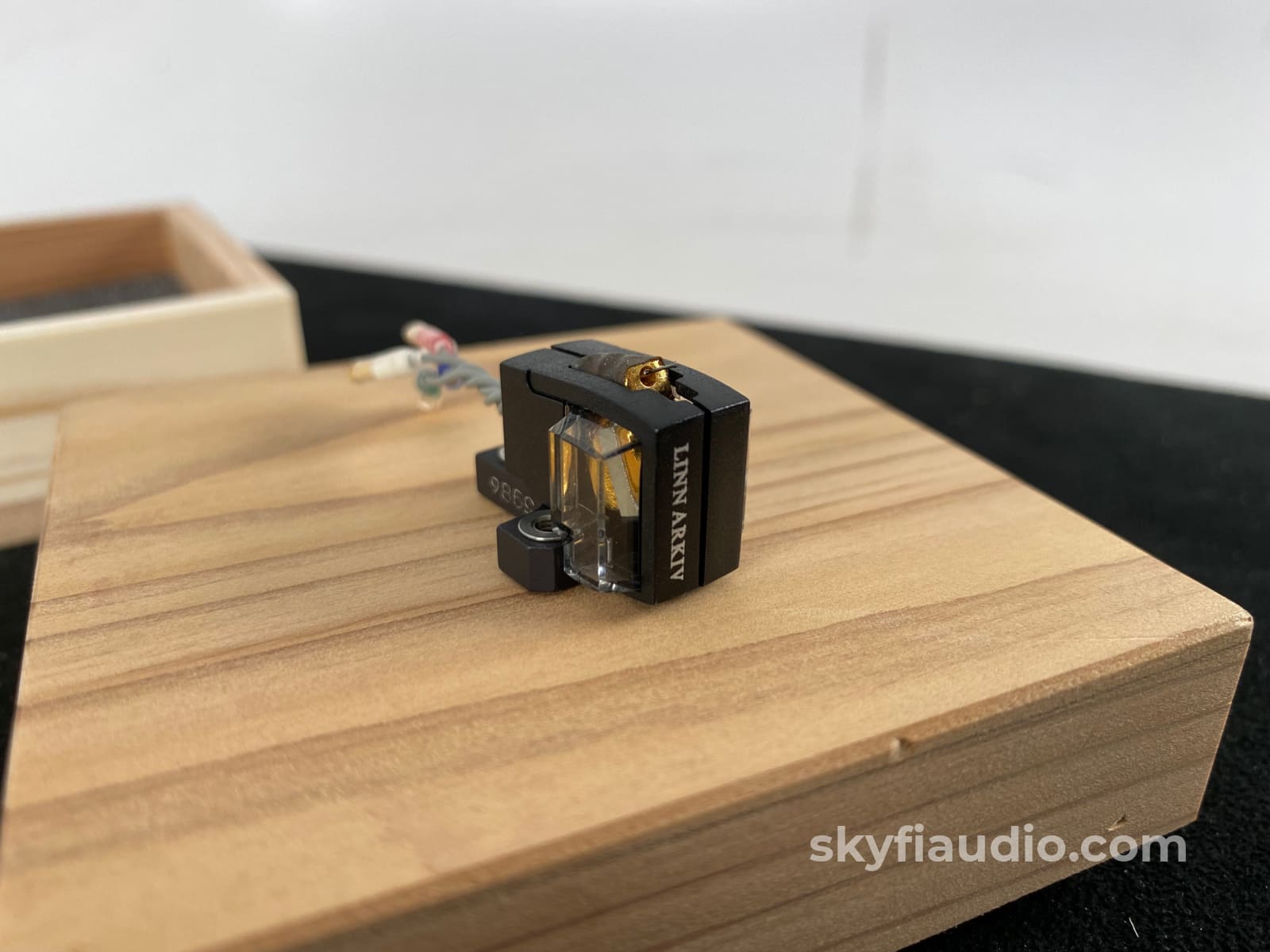 Linn Arkiv Mc (Moving-Coil) Phono Cartridge