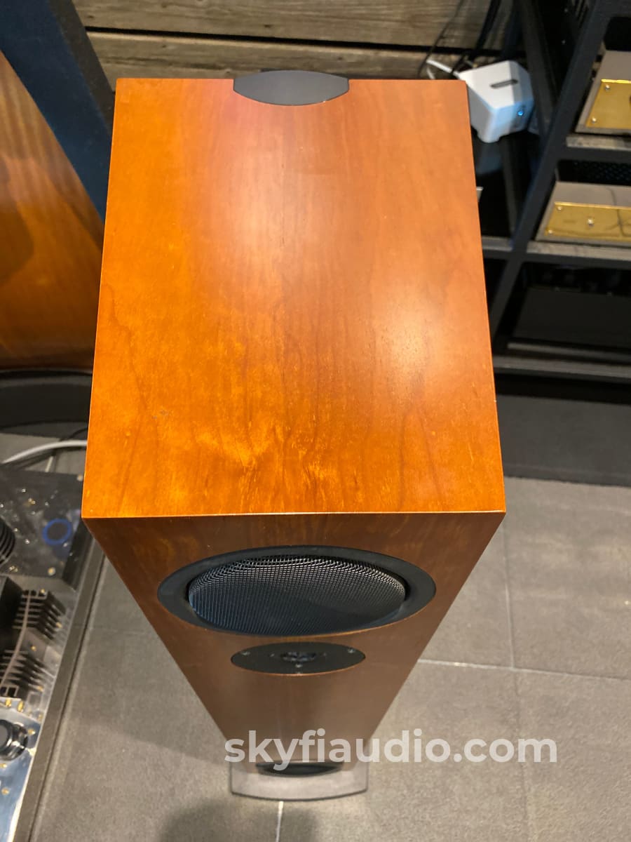 Linn Av 5140 Full-Range Floorstanding Speakers - Cherry Finish (2 Of 2)