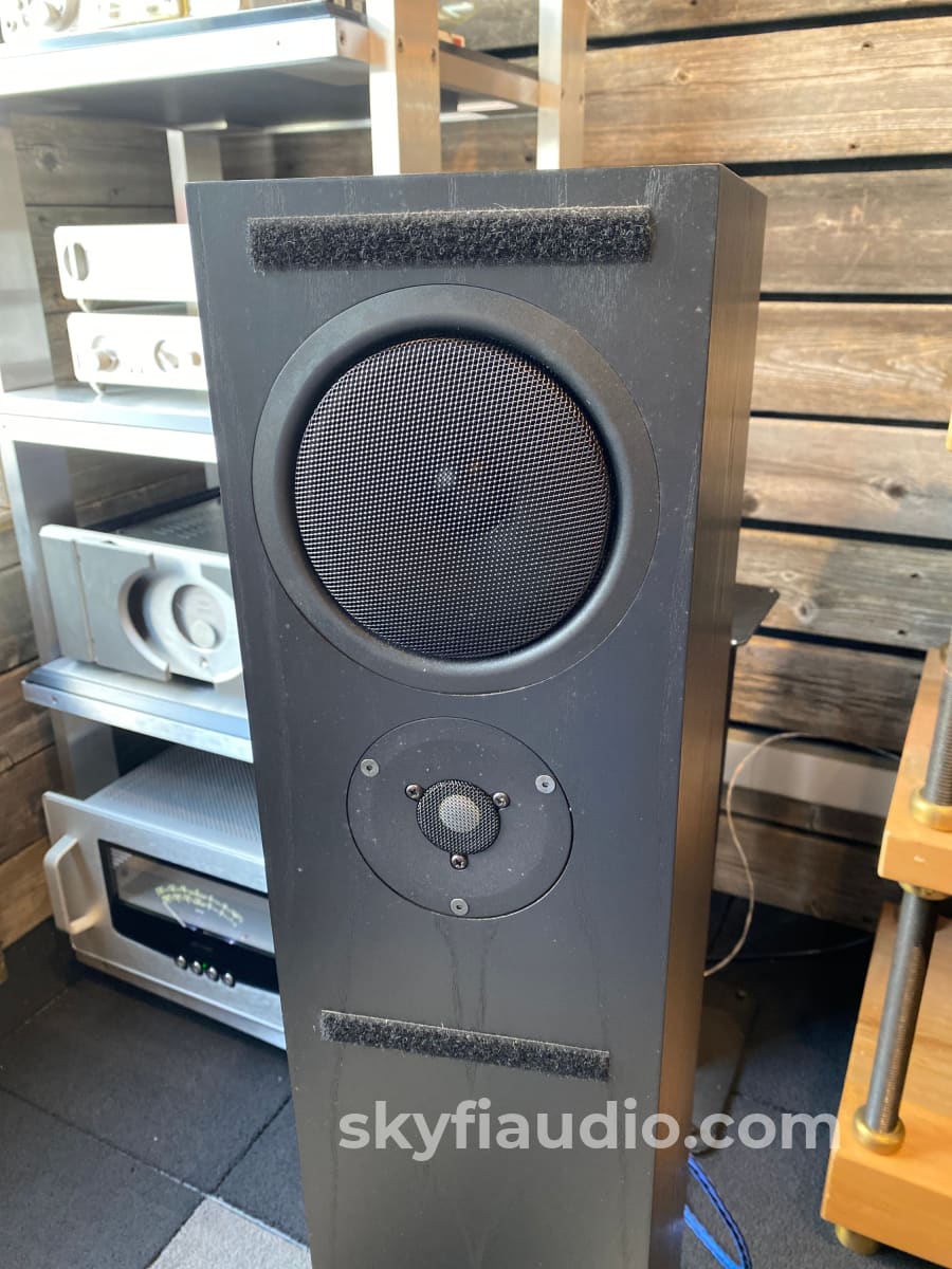 Linn Av 5140 Full-Range Floorstanding Speakers - Made In The Uk