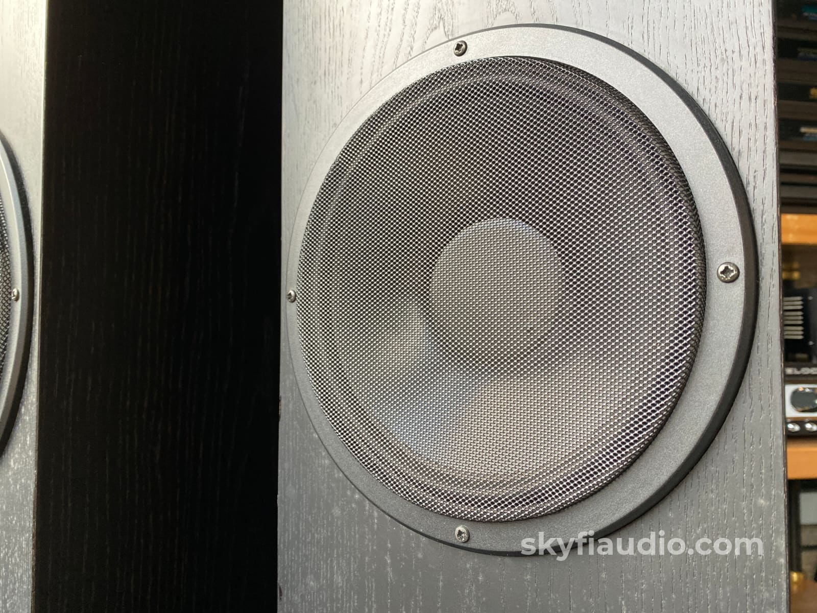 Linn Av 5140 Full-Range Floorstanding Speakers - Made In The Uk