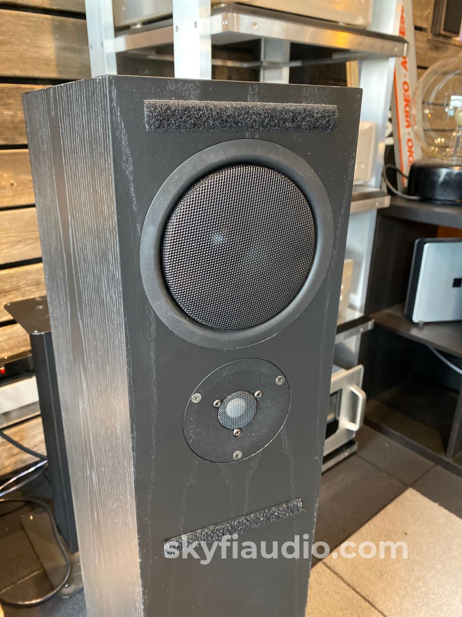 Linn Av 5140 Full-Range Floorstanding Speakers - Made In The Uk
