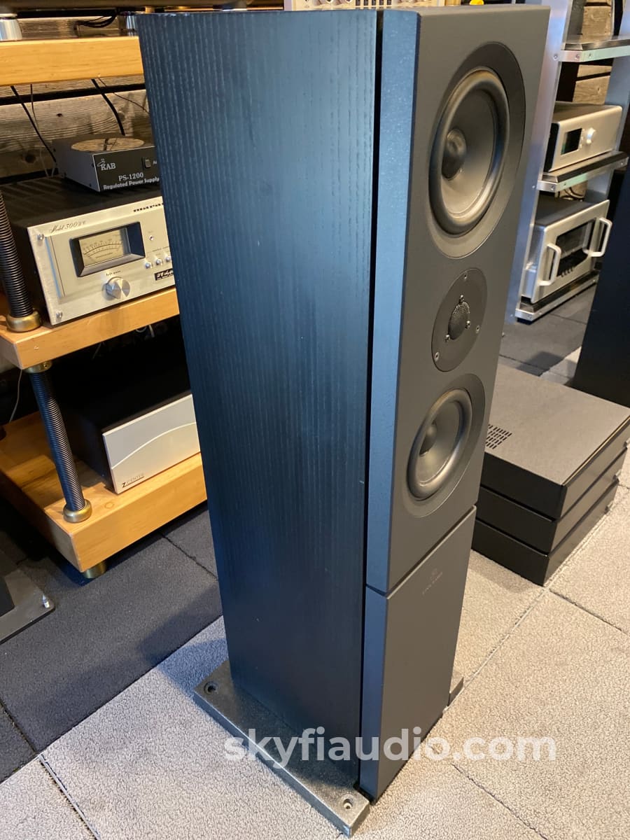 Linn Kaber Active Speakers With 3 X Lk-100 Amps And Crossover Cards