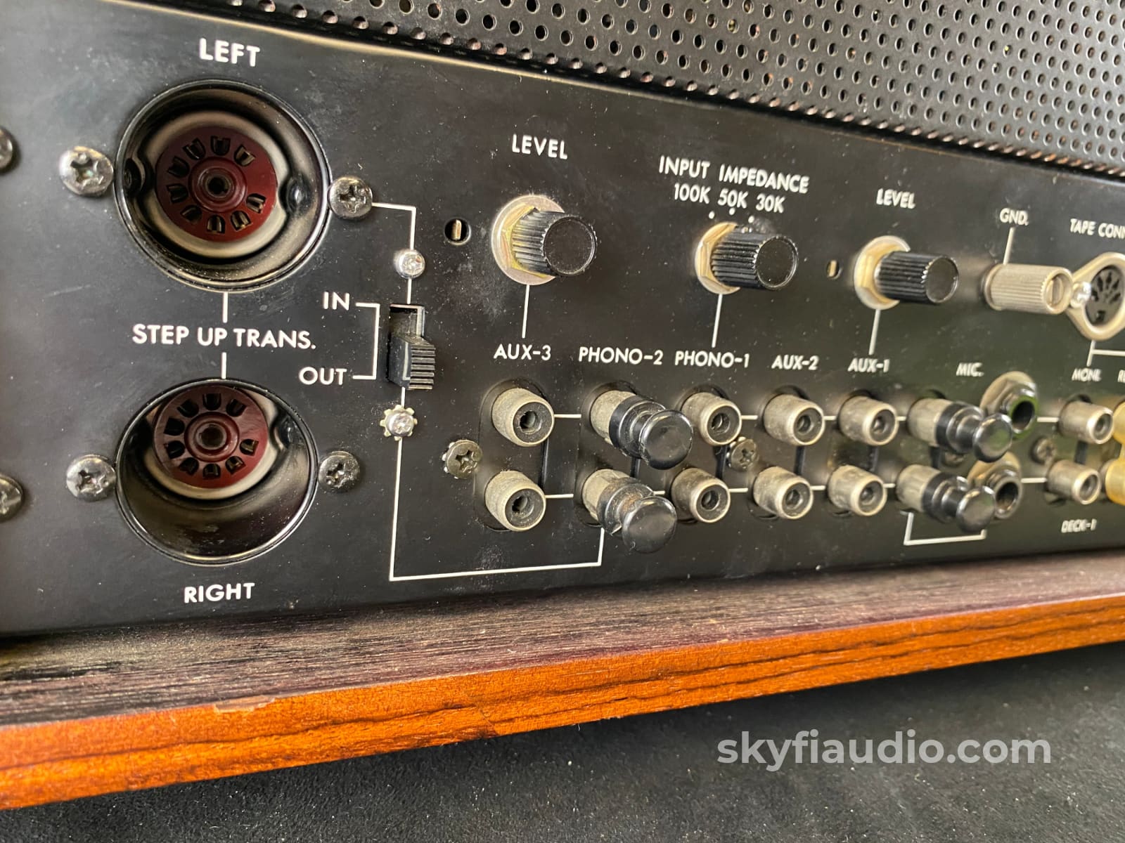 Luxman Cl35 Mkiii Vintage Tube Preamplifier With Telefunken Tubes