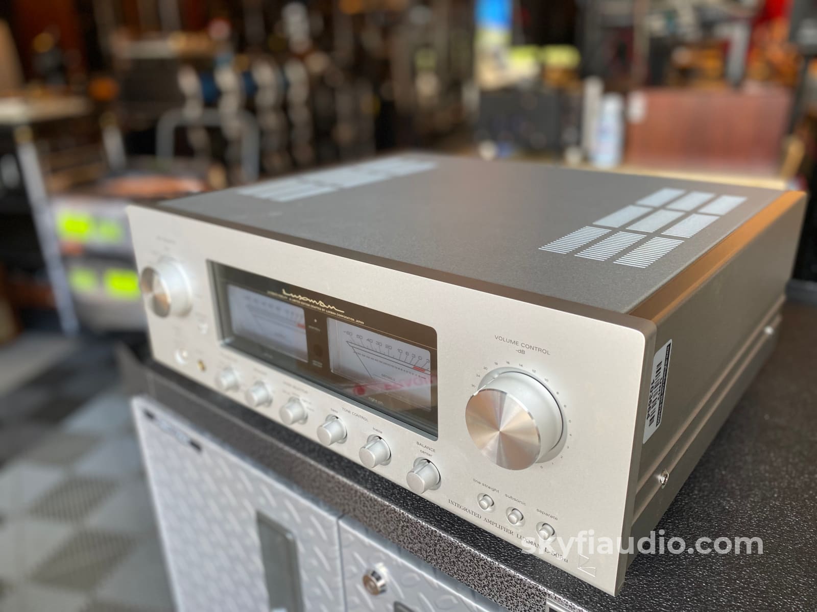 Luxman L-505U Integrated Amplifier With Phono And Meters