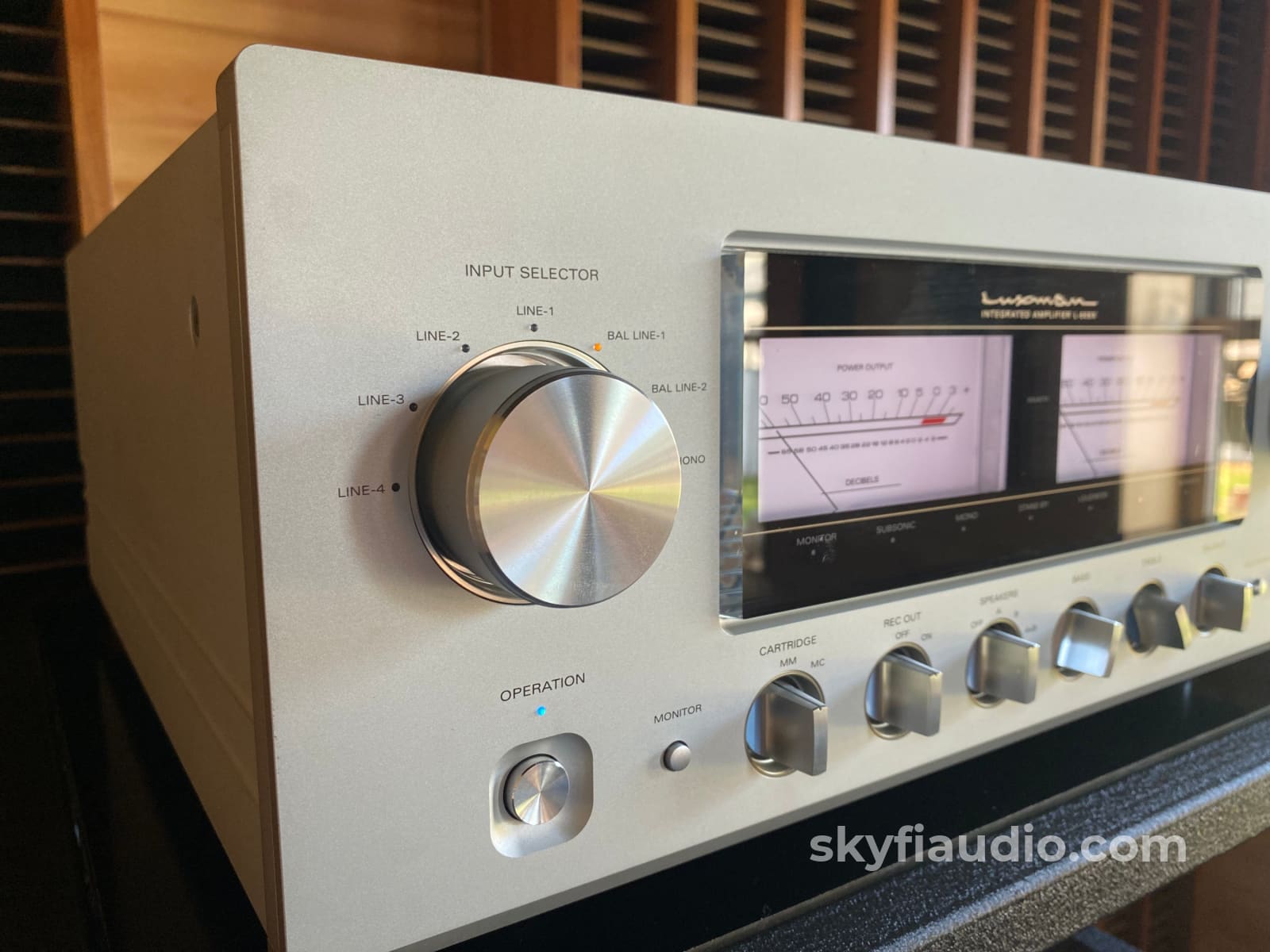 Luxman L-509X Solid State Integrated Amplifier - Demo And Complete