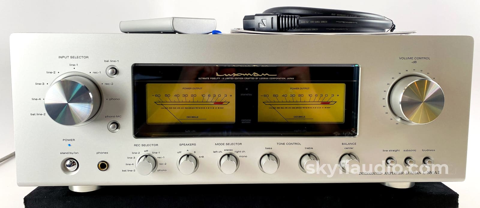 Luxman L-550A II Limited Edition Integrated Class A Amplifier with Pho