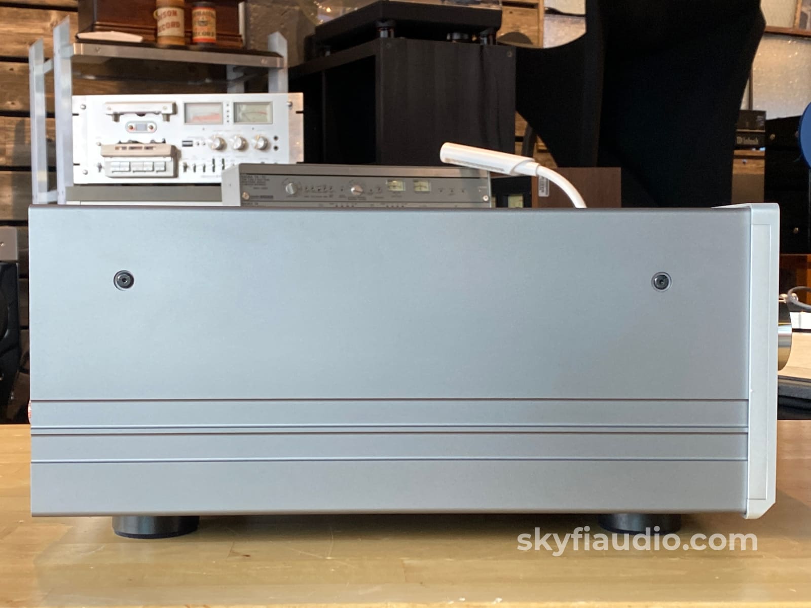 Luxman L-590Axii Integrated Amplifier From Japan - Class A