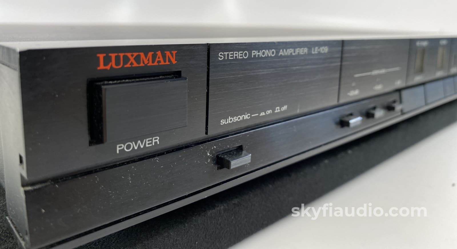 Luxman Le-109 Phono Preamplifier - Super Flexible Capable And Rare