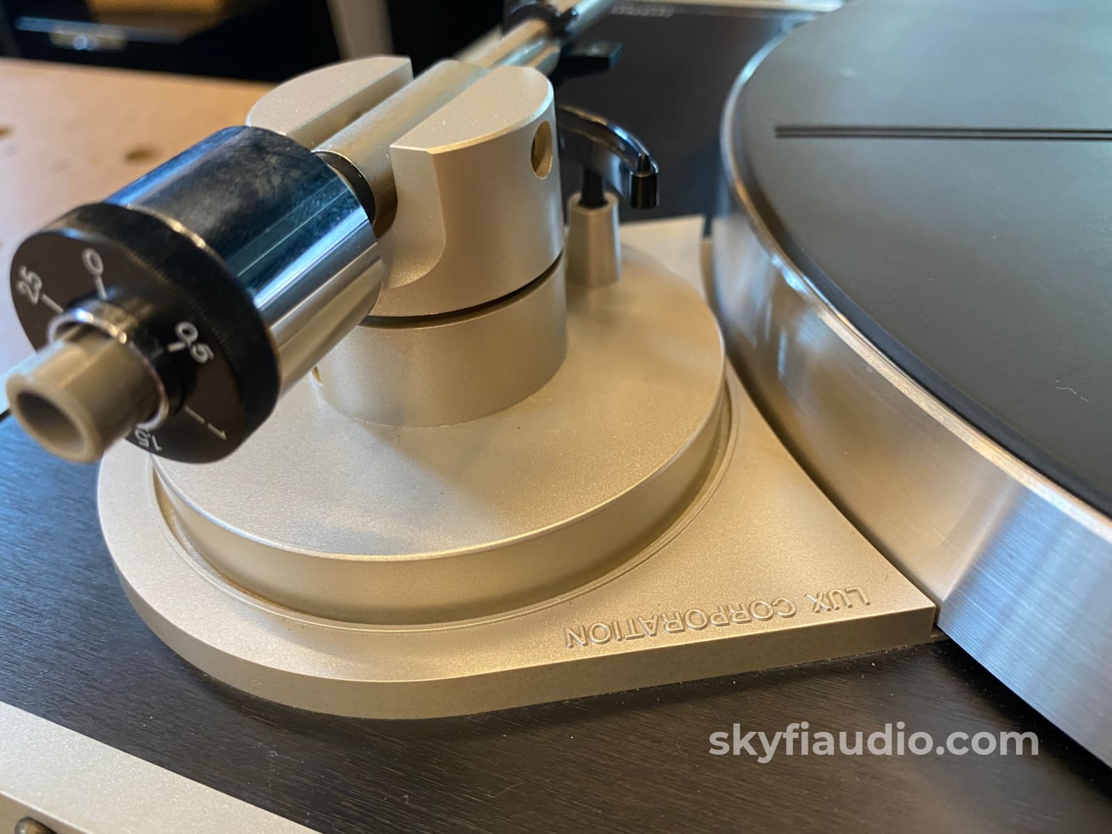 Luxman Px-99 Vintage Semi-Automatic Turntable With Grado Zf3 Cartridge