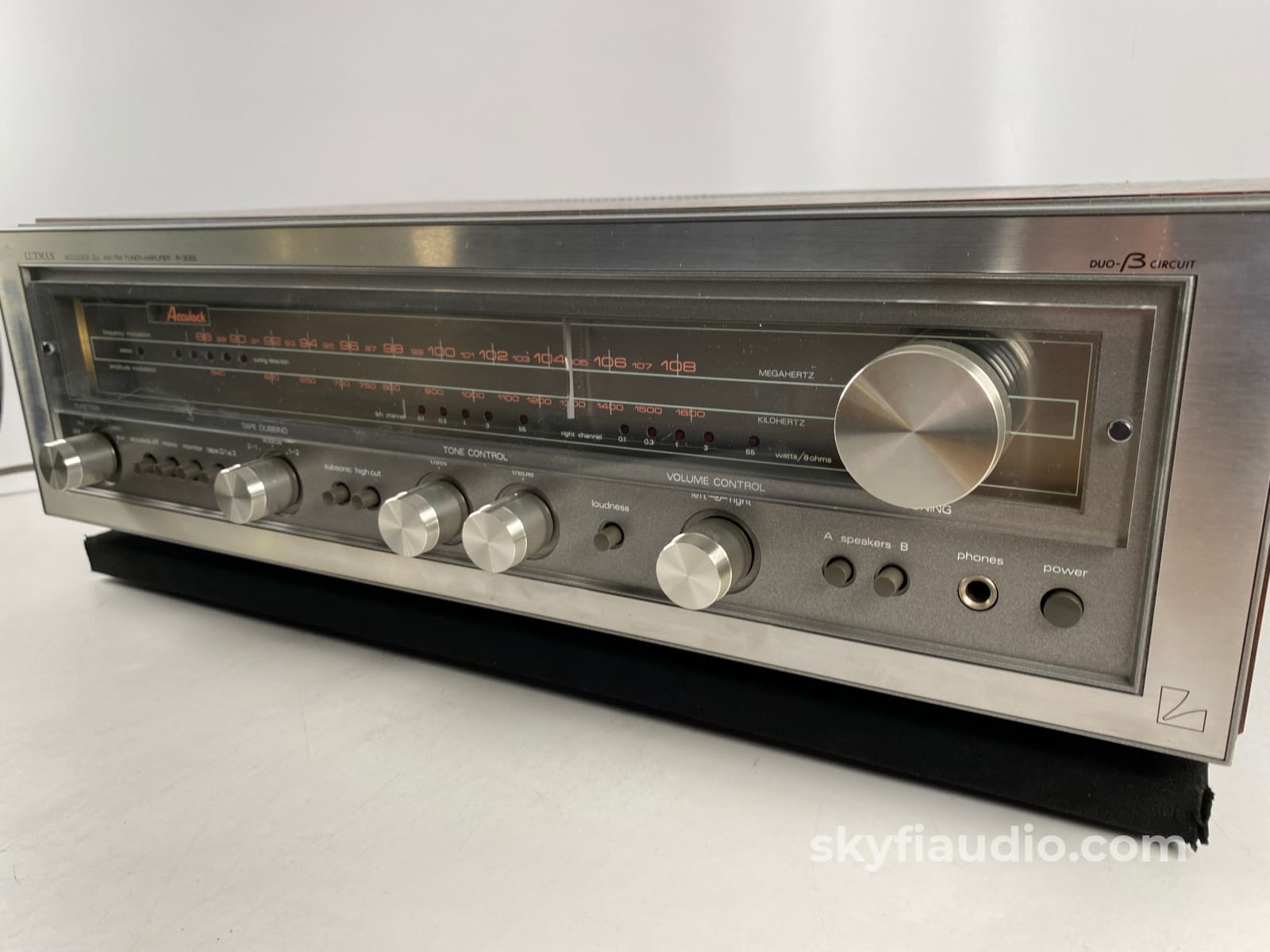 Luxman R-3055 Vintage Am/Fm Receiver Integrated Amplifier
