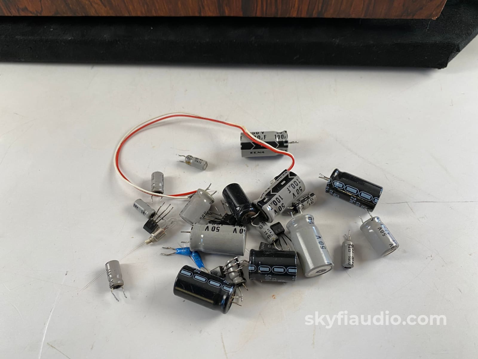 Luxman R-800U Vintage Stereo Receiver - Serviced Integrated Amplifier