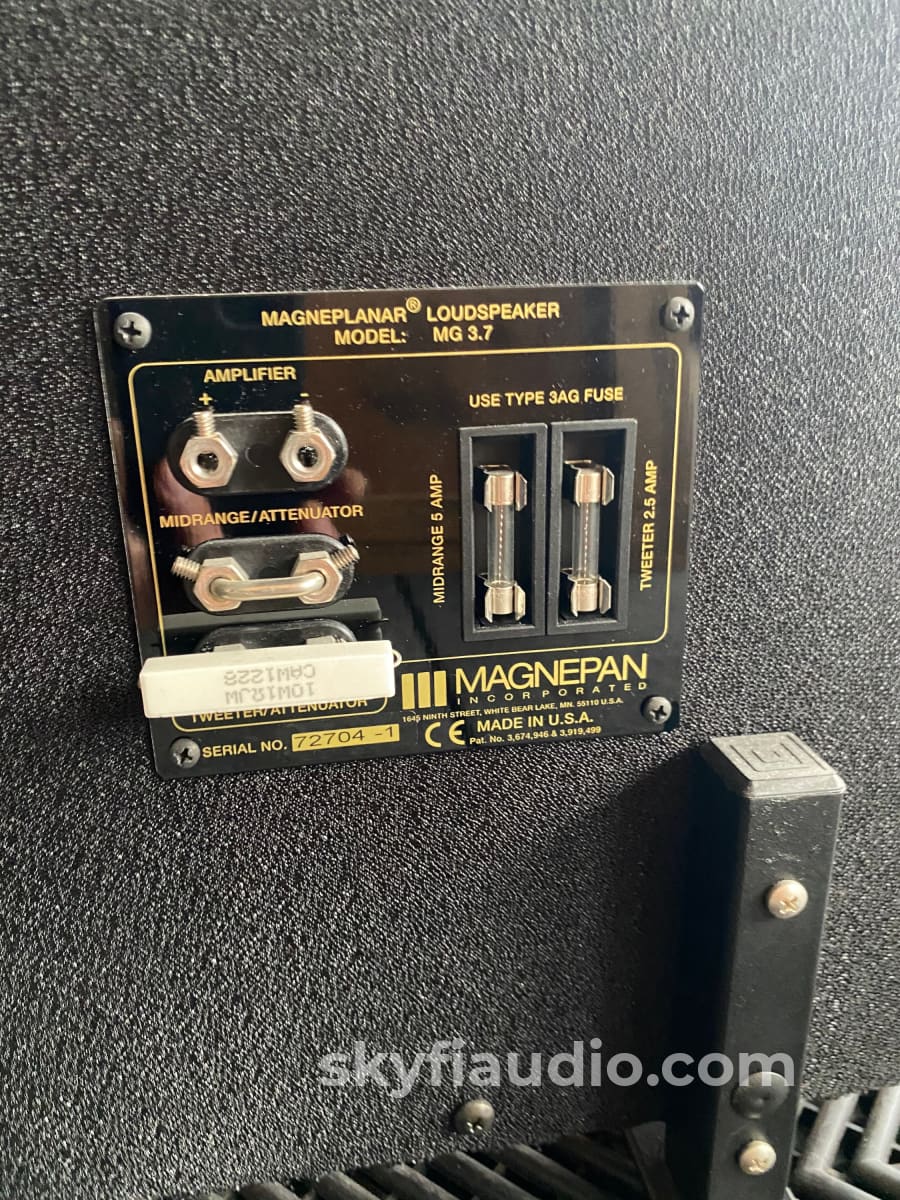 Magnepan Magneplanar Mg 3.7 Speakers In Black