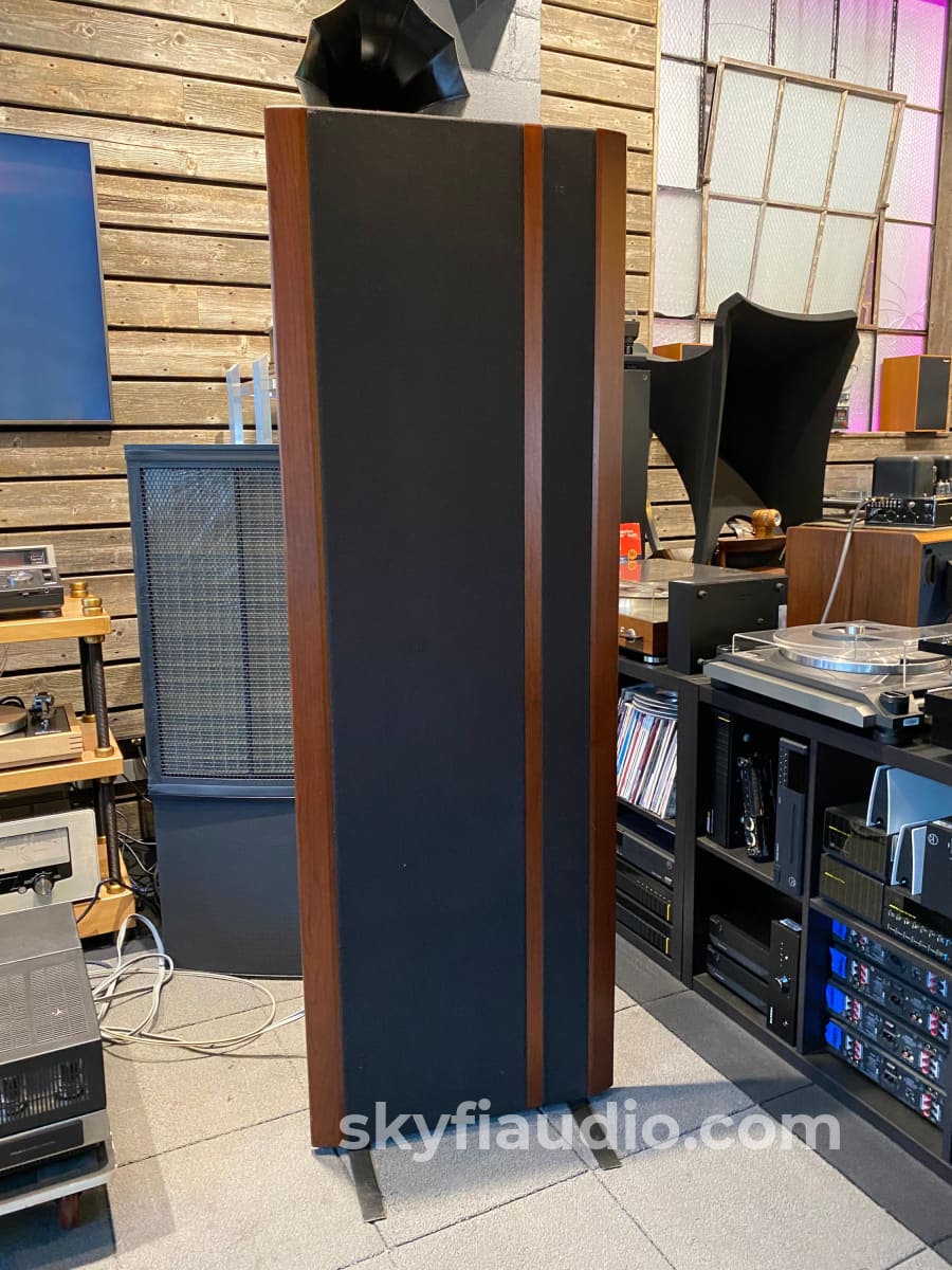 Magnepan Mg3.6/R Planar Magnetic Speakers In Wood Finish