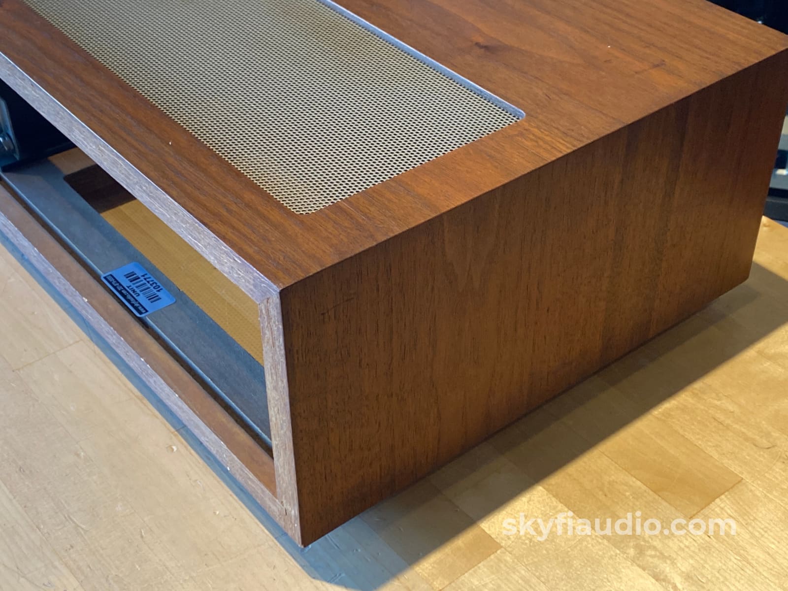 Mcintosh L12 Wood Cabinet - Slant Feet W/ 10 Or 12 Adjustable Panlocs Accessory