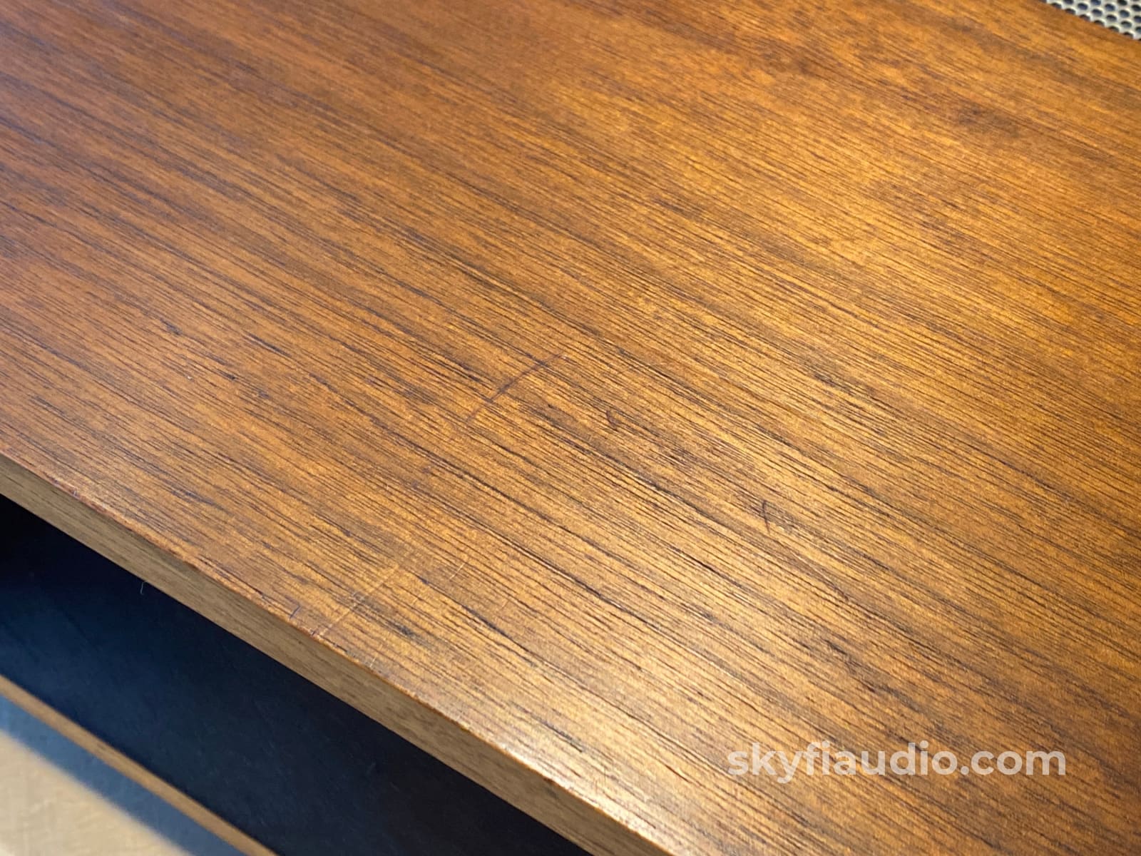 Mcintosh L12 Wood Cabinet - Slant Feet W/ 10 Or 12 Adjustable Panlocs Accessory