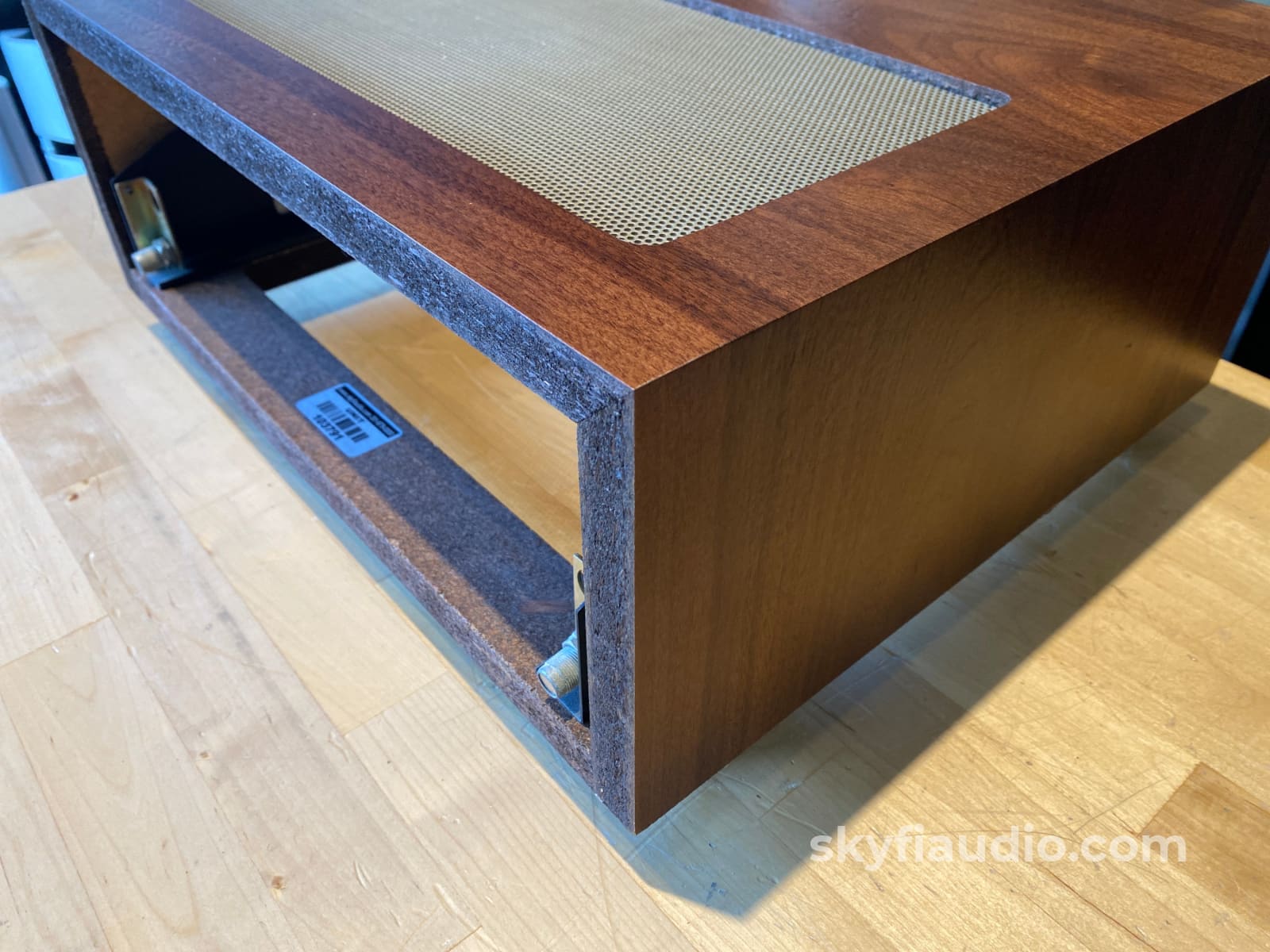 Mcintosh L52 Wood Cabinet For 5 Components W/13.5 Deep Panloc Hardware (Mc2125) Accessory