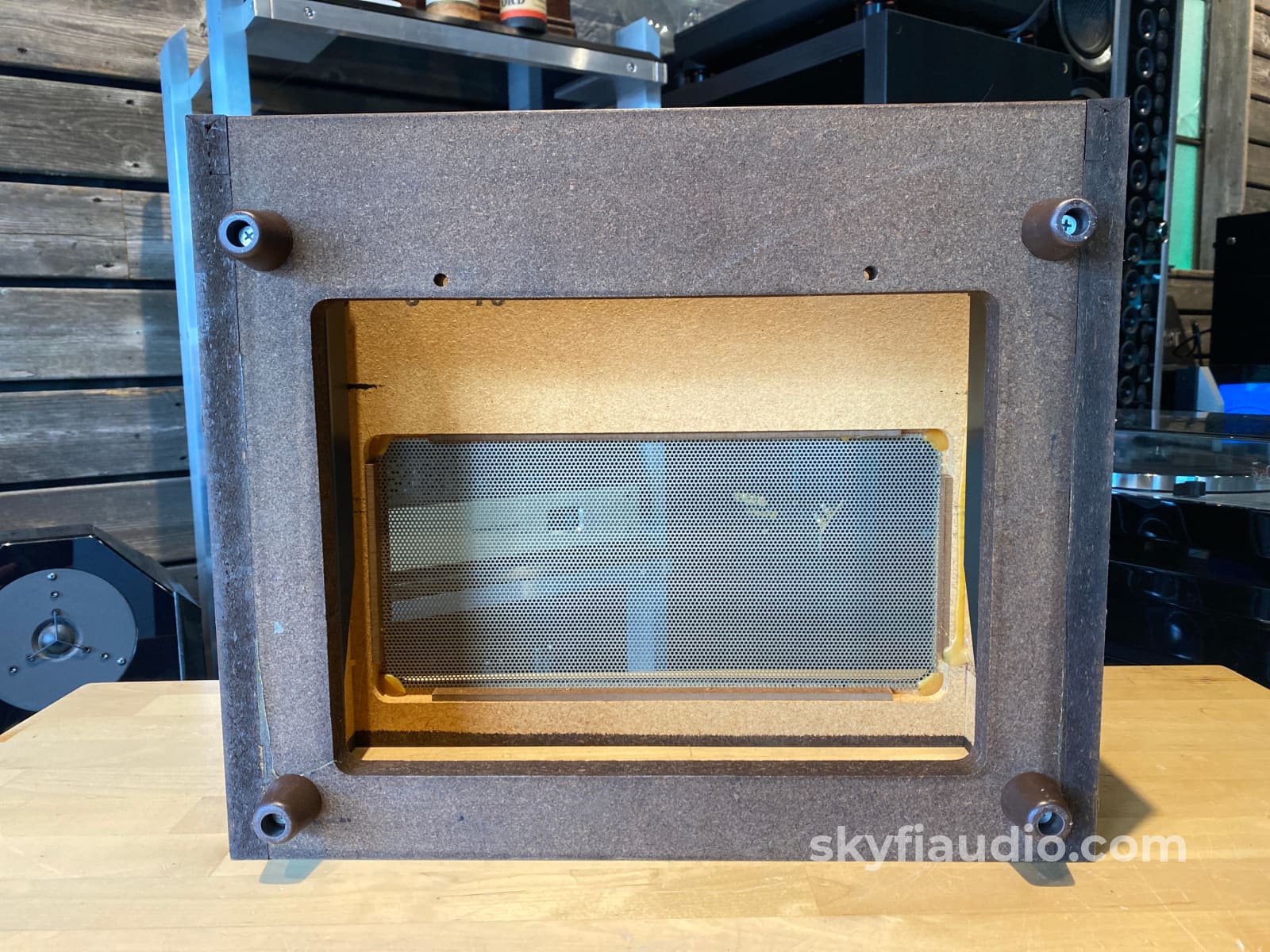 Mcintosh L52 Wood Cabinet For 5 Components W/13.5 Deep Panloc Hardware (Mc2125) Accessory