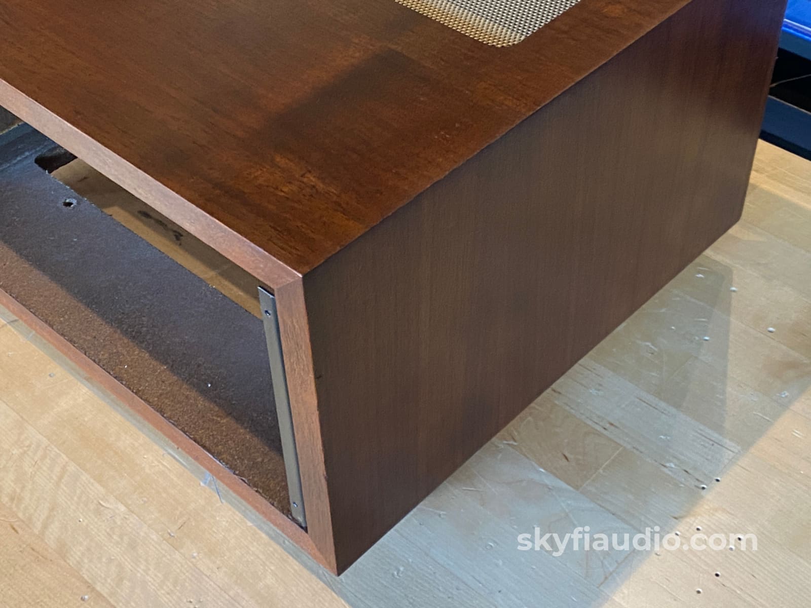 Mcintosh L54 Wood Cabinet For Large Amplifiers - No Panlocs Accessory