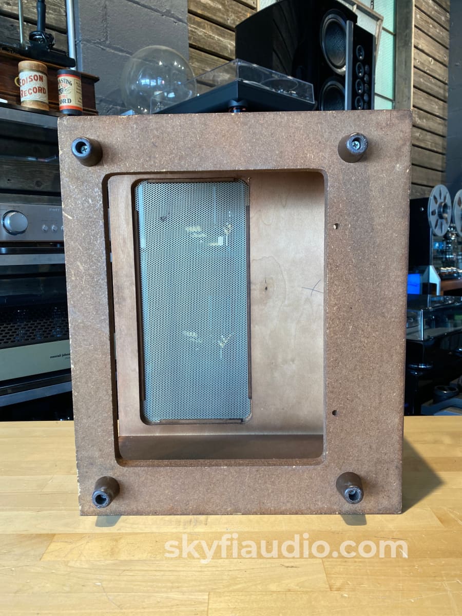 Mcintosh L54 Wood Veneer Cabinet For Large Amplifiers - No Panlocs Accessory