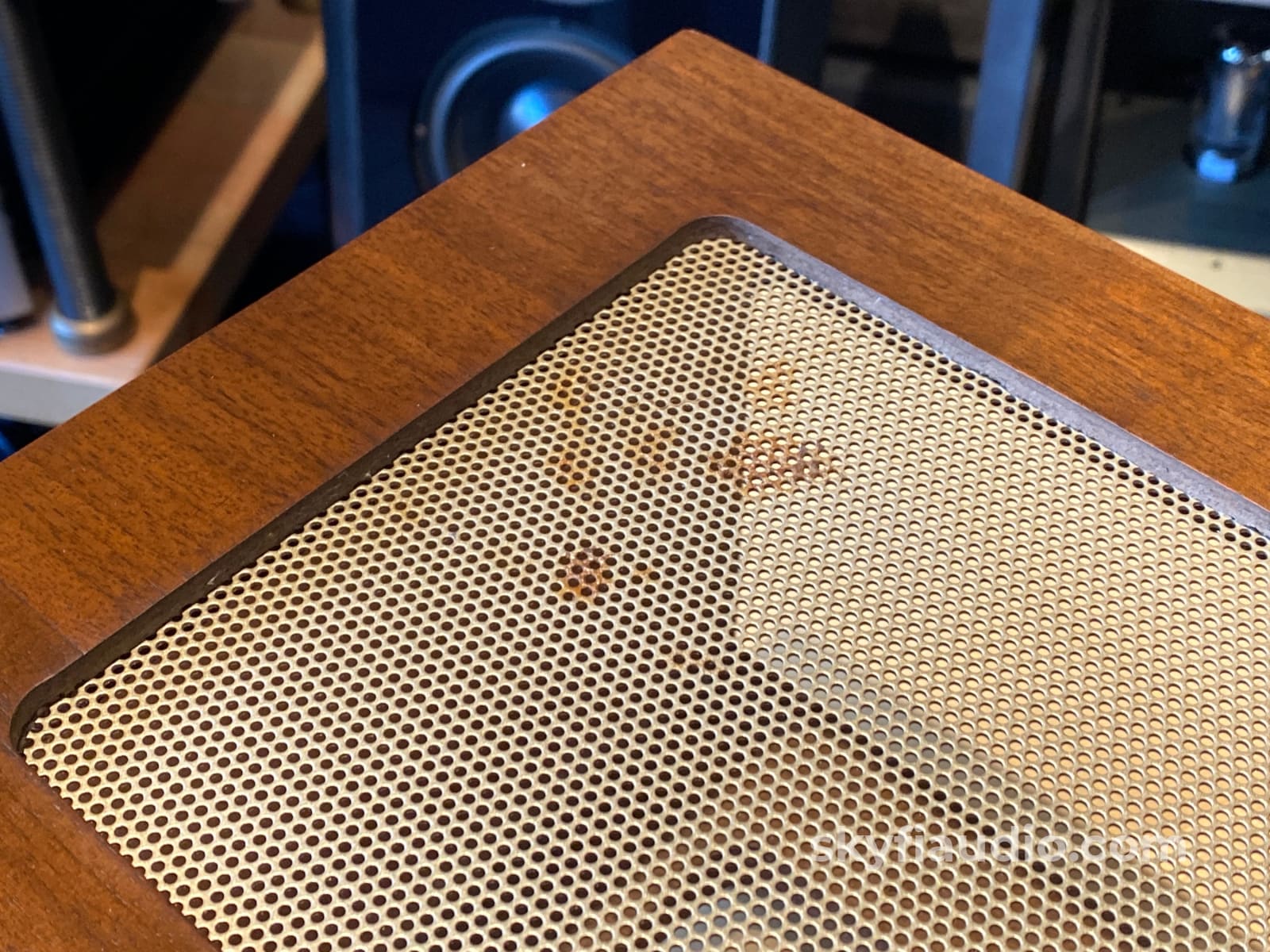 Mcintosh L54 Wood Veneer Cabinet For Large Amplifiers - No Panlocs Accessory