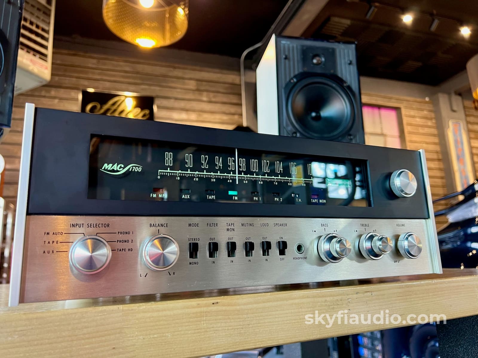 Mcintosh Mac1700 Vintage Tube/Transistor Receiver Integrated Amplifier