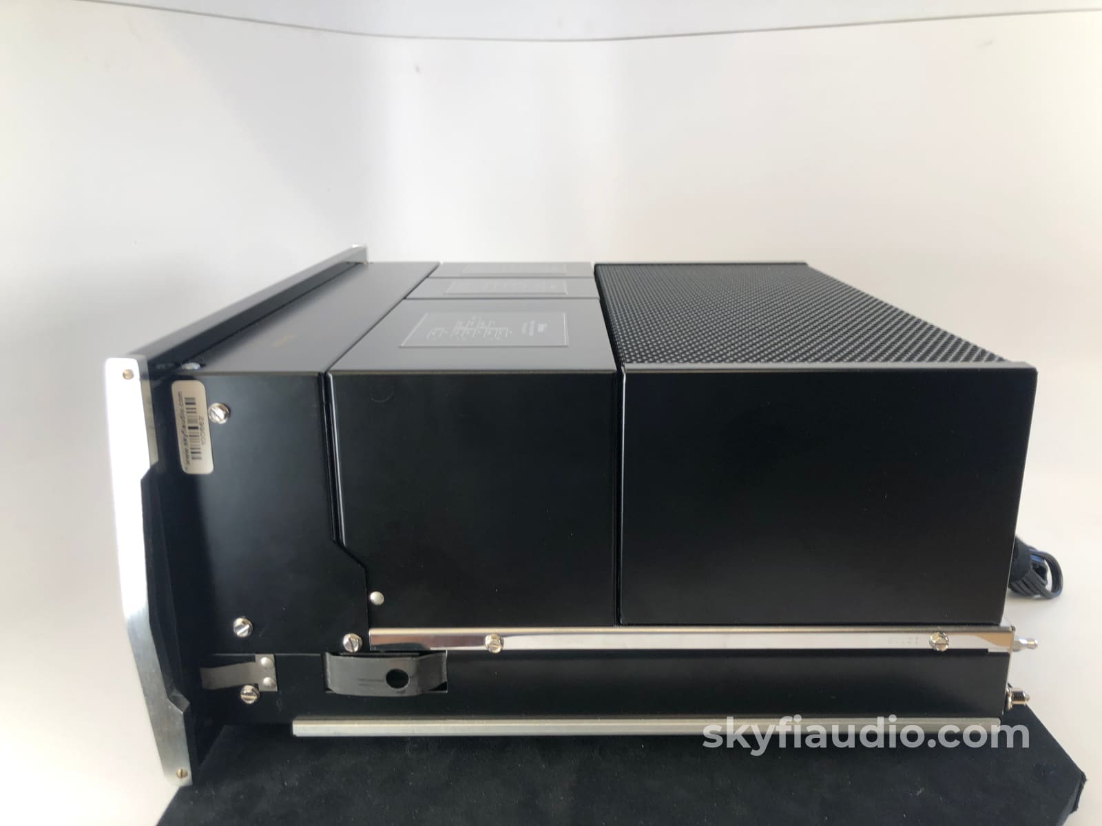 Mcintosh Mc2105 Solid State Vintage Amplifier - Upgraded Restored And Perfect