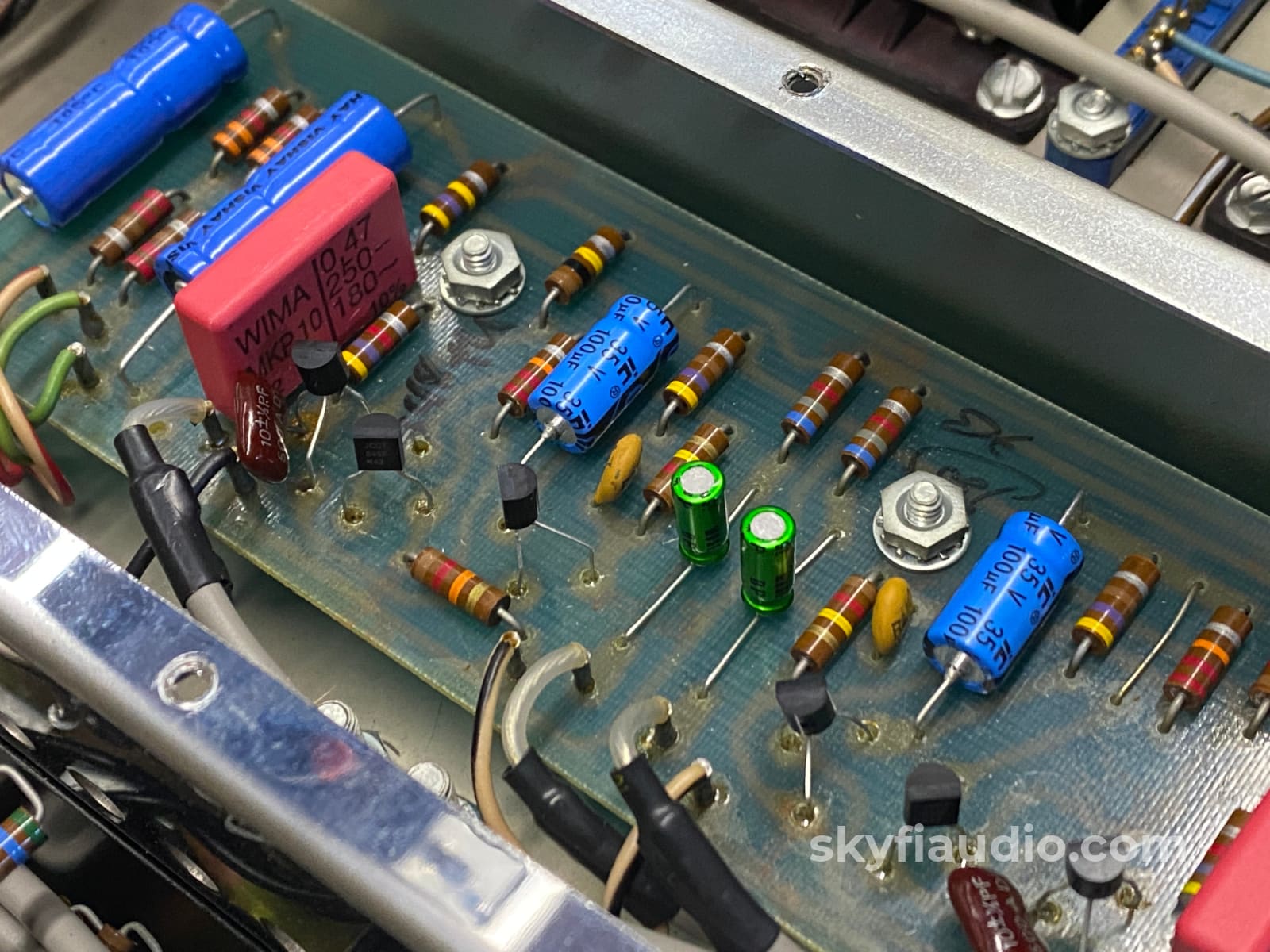 Mcintosh Mc2105 Vintage Amplifier - Serviced And Upgraded