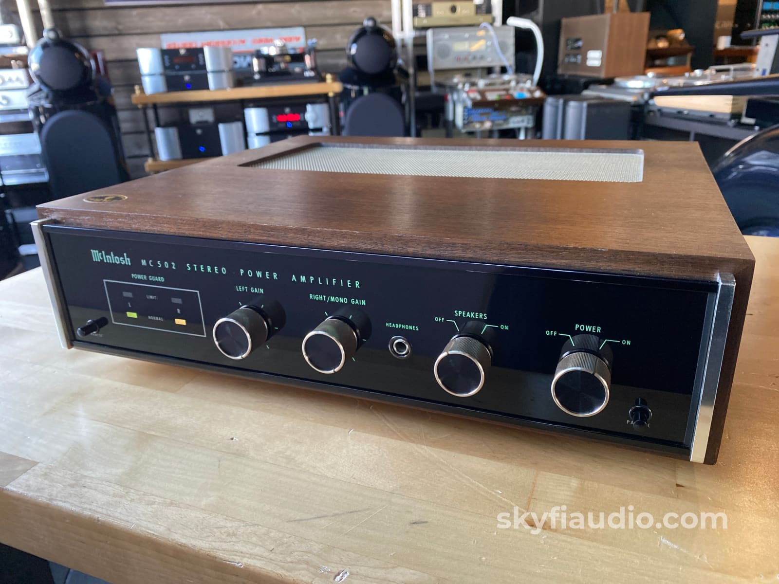 Mcintosh Mc502 Vintage Solid State Amplifier With Wood Cabinet