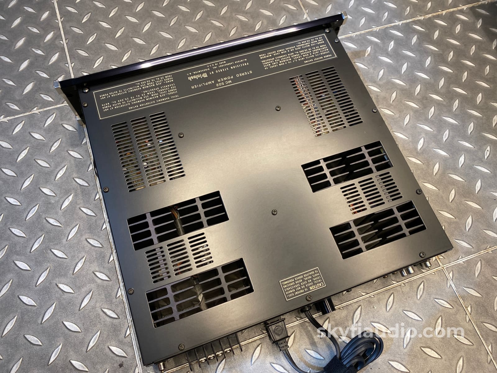 Mcintosh Mc502 Vintage Solid State Amplifier With Wood Cabinet