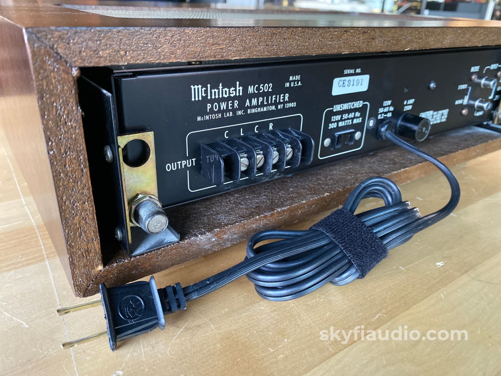 Mcintosh Mc502 Vintage Solid State Amplifier With Wood Cabinet