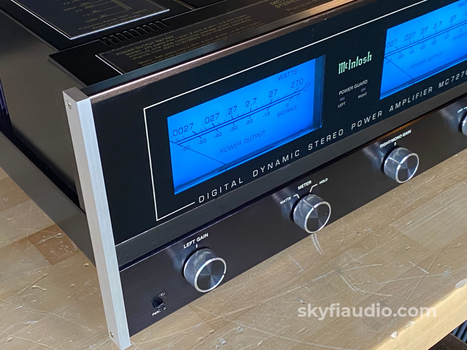 Mcintosh Mc7270 Amplifier With 270W X 2 - One Of Our Favorites!