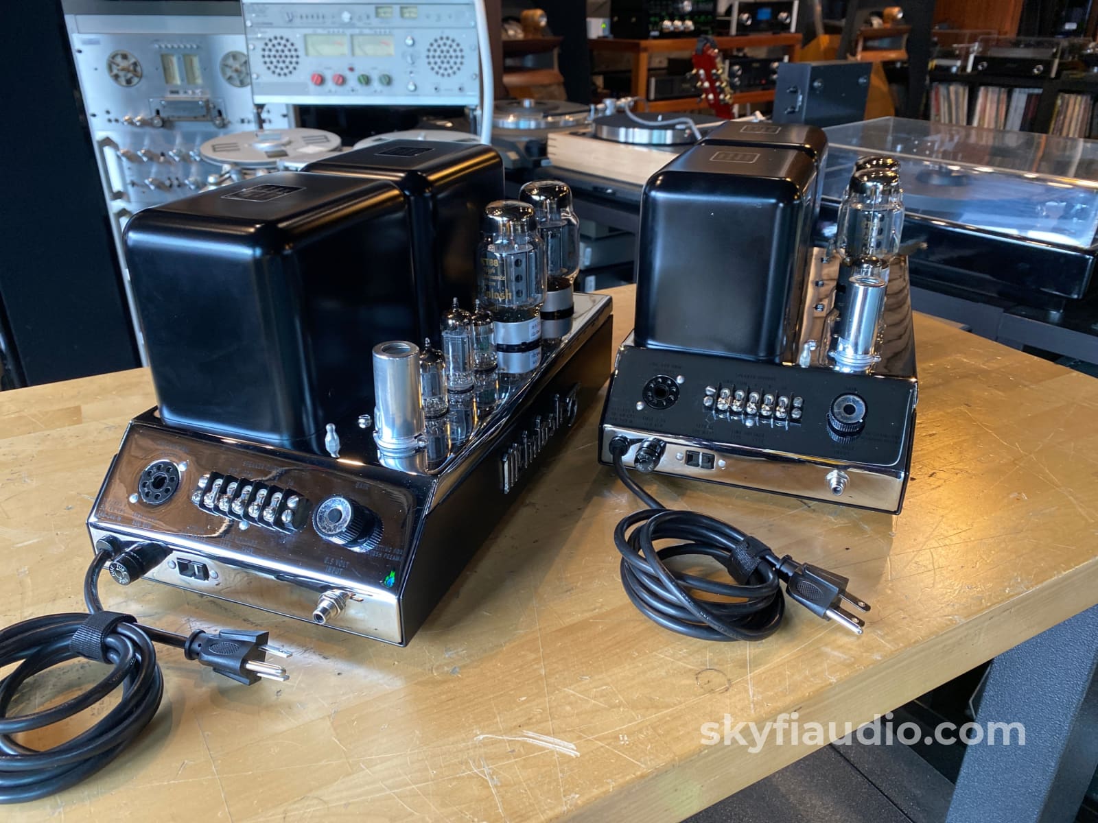 Mcintosh Mc75 Vintage And Restored Tube Monoblock Amps - 120 / 240V Capable Amplifier