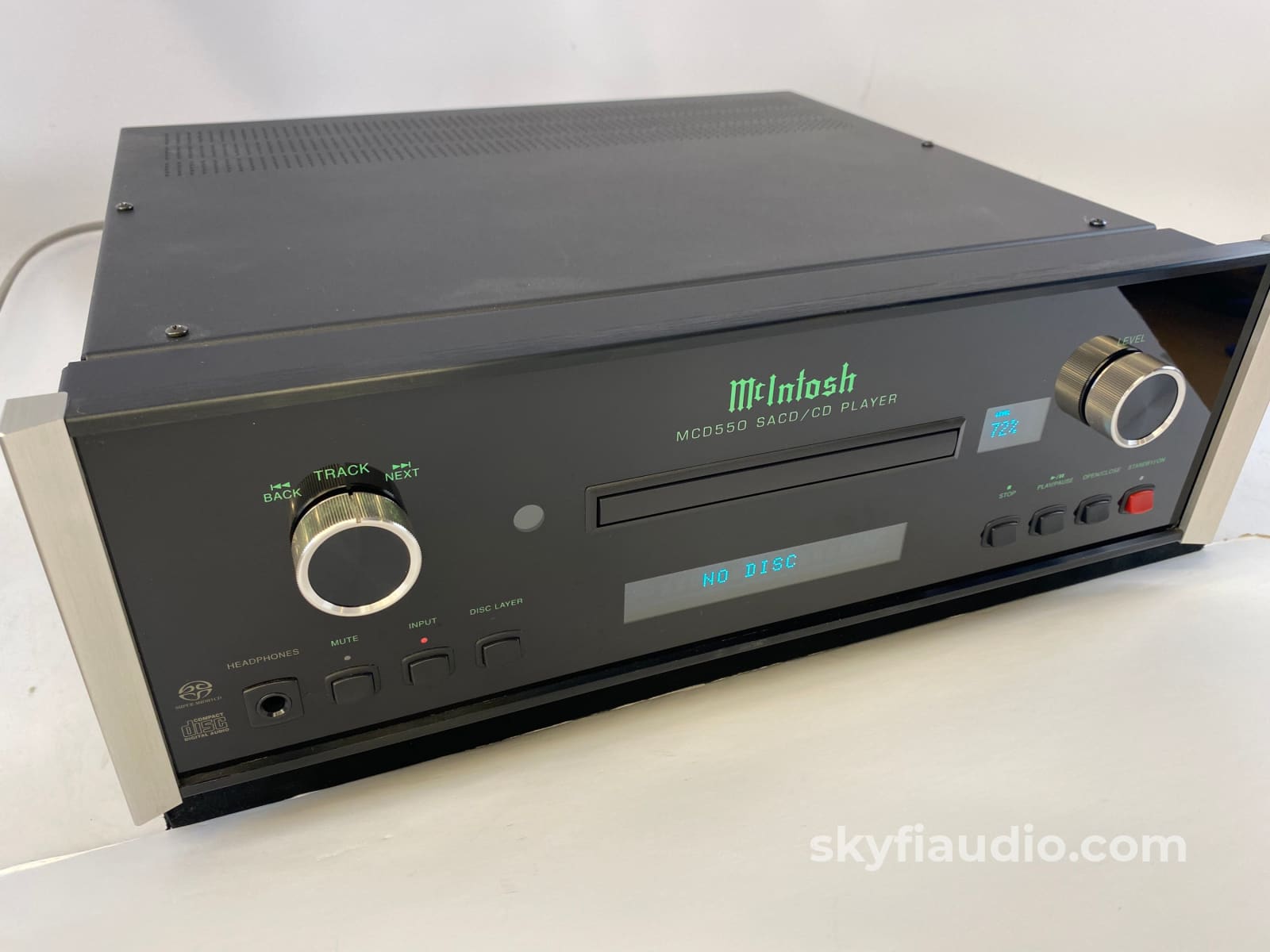 Mcintosh Mcd550 Sacd/Cd Player And Dac - Four 32-Bit/192Khz Dacs Per Channel! Cd + Digital