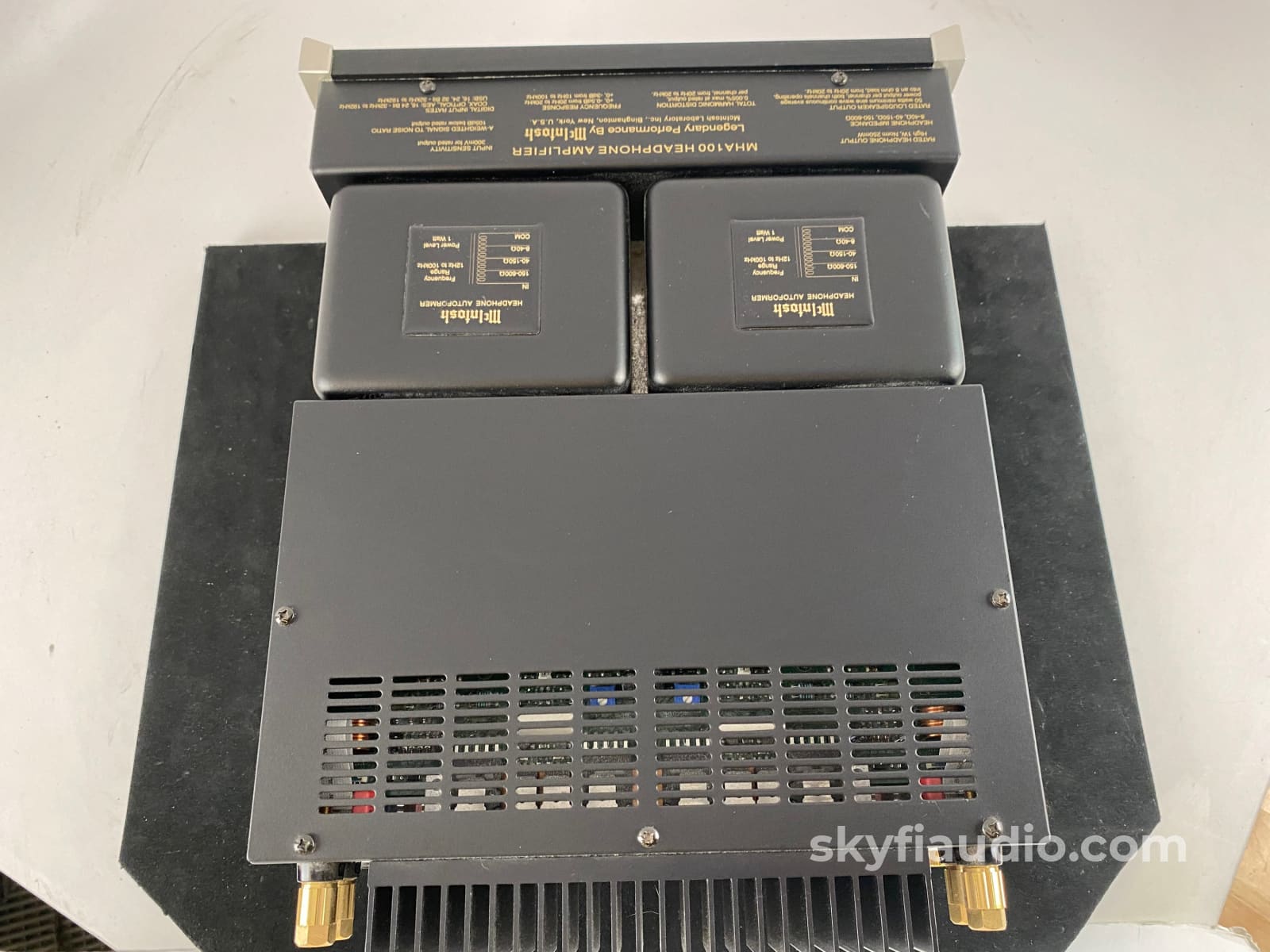 Mcintosh Mha100 Integrated Amplifier For Headphones Or Speakers