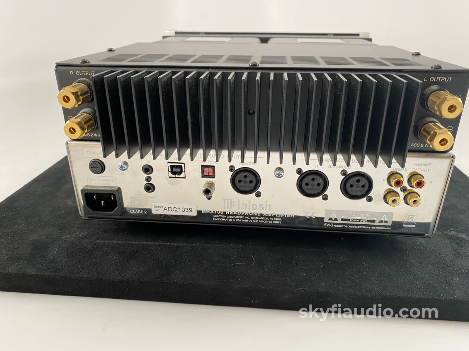 Mcintosh Mha100 Integrated Amplifier For Headphones Or Speakers