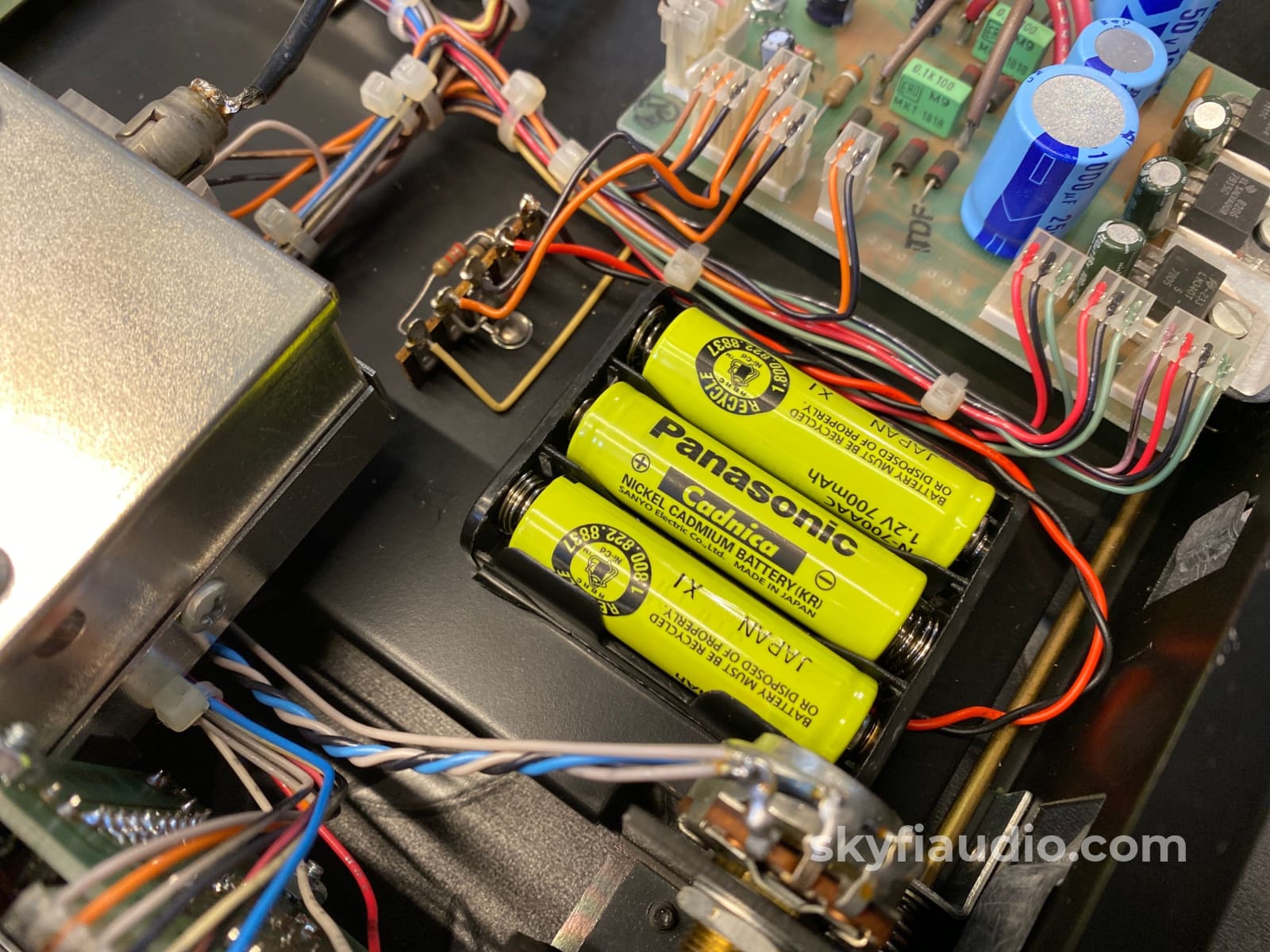 Mcintosh Mr500 Vintage Fm Tuner W/Wood Cabinet & Scan Remote - Survivor Condition