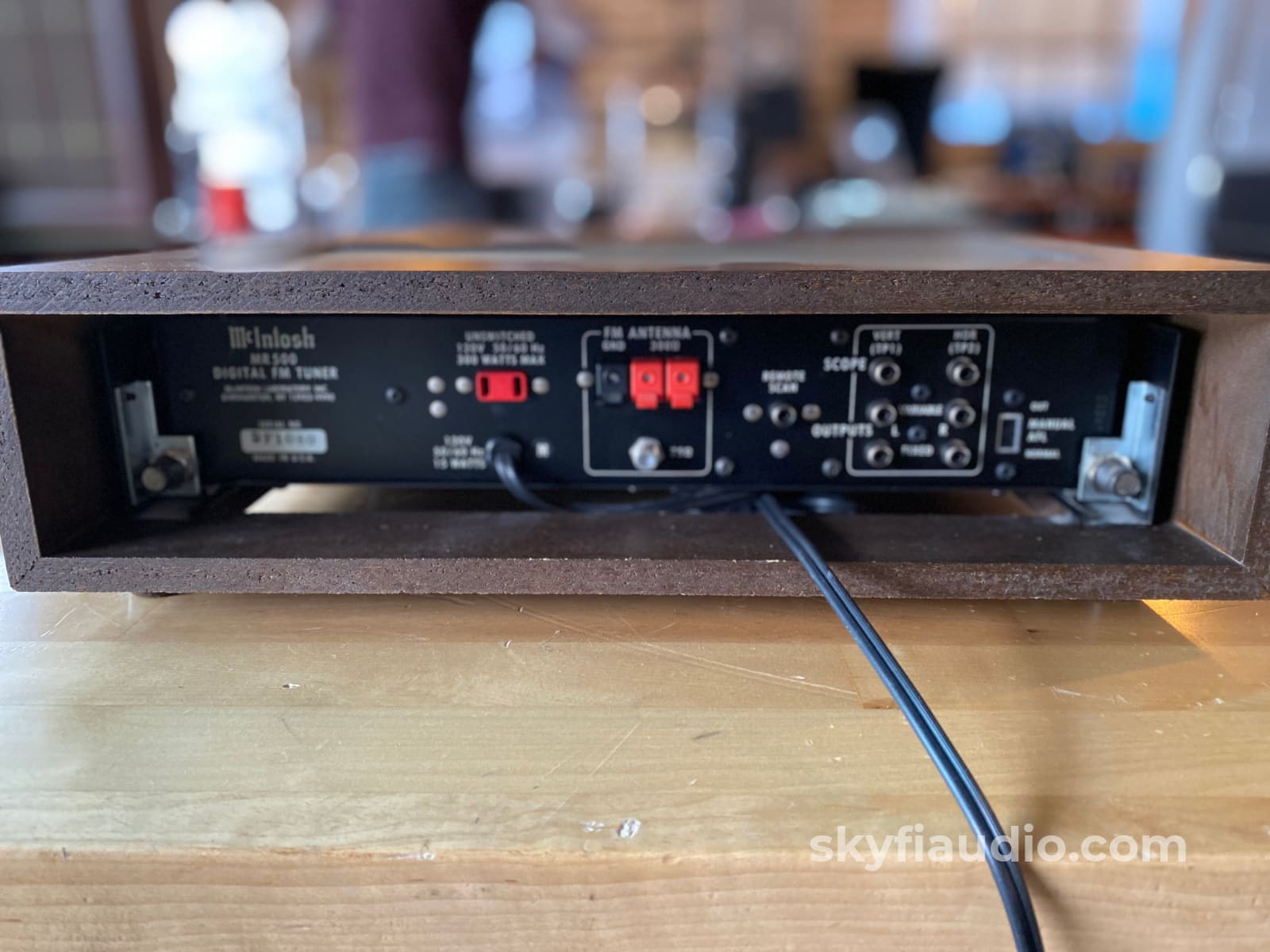 Mcintosh Mr500 Vintage Fm Tuner W/Wood Cabinet & Scan Remote - Survivor Condition