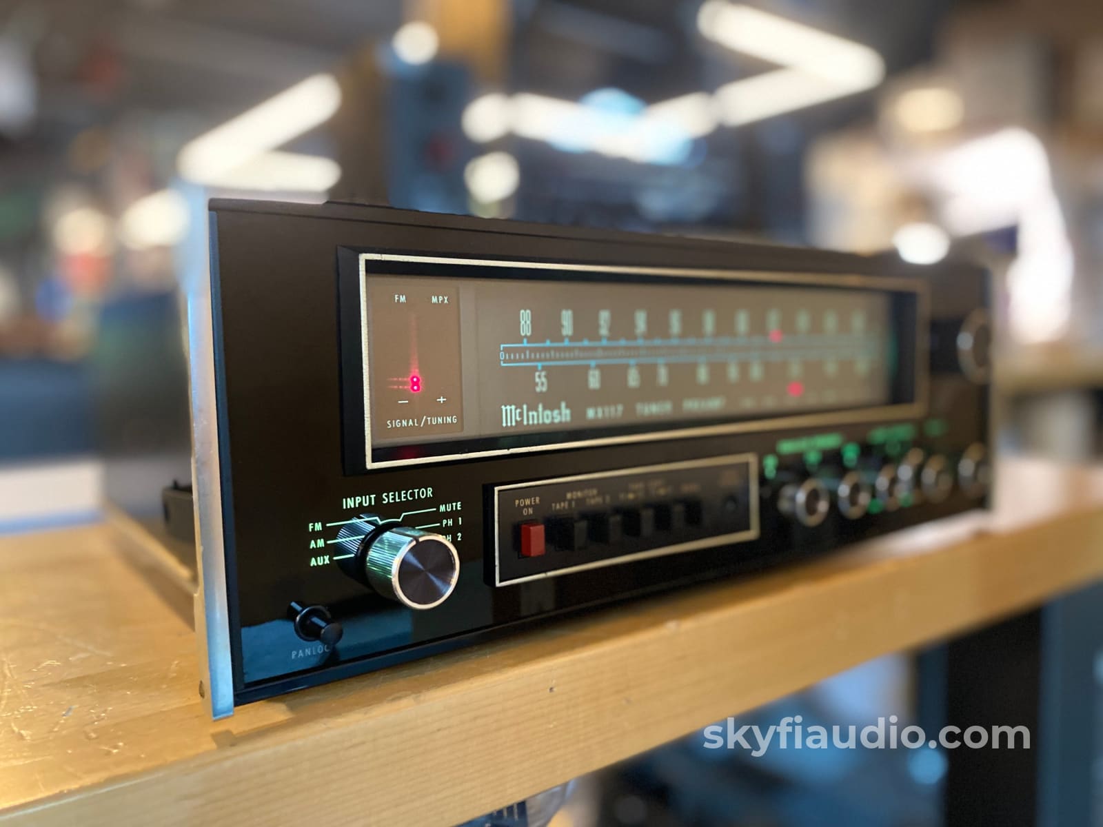 Mcintosh Mx117 Stereo Tuner Preamp - Serviced And Gorgeous W/Original Box! Preamplifier