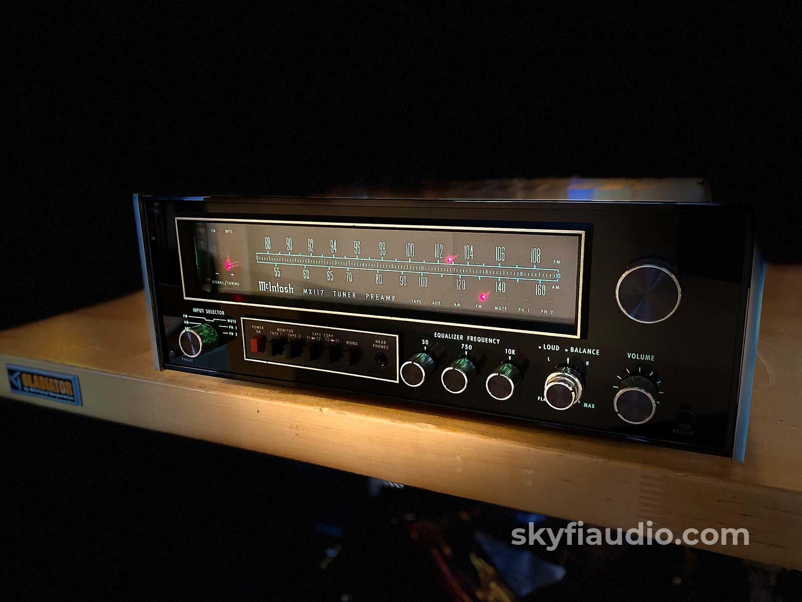 Mcintosh Mx117 Stereo Tuner Preamp - Serviced And Gorgeous W/Original Box! Preamplifier
