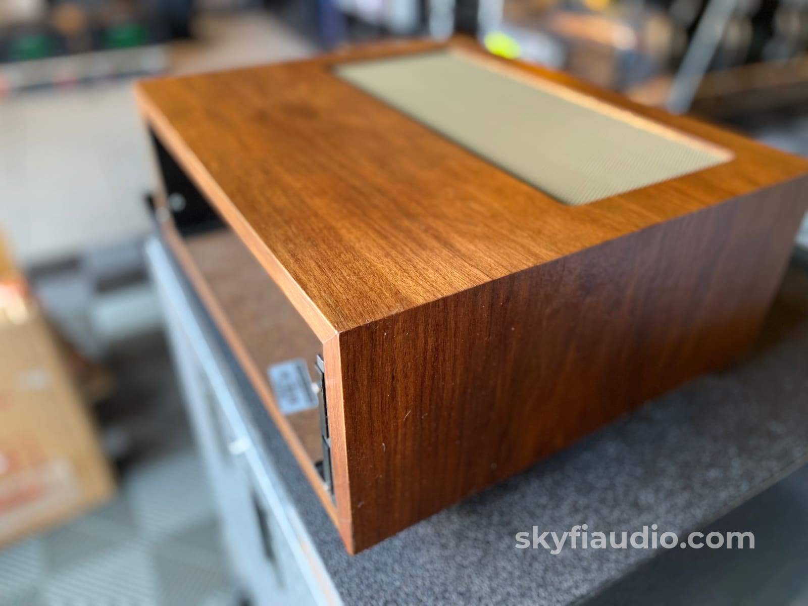 Mcintosh Wood Cabinet For 5 Components W/12 Deep Panloc Hardware (Mr80) Accessory