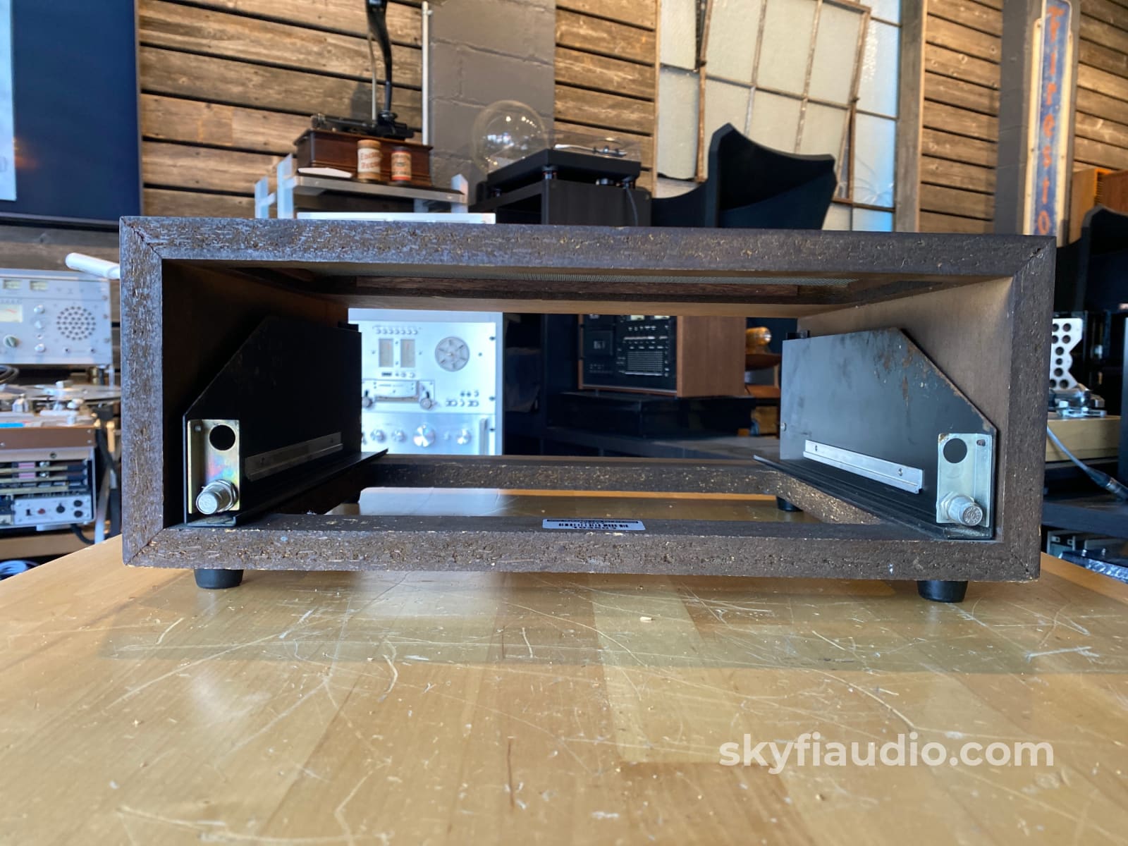 Mcintosh Wood Cabinet W/ 13.5 Panlocs For Mc2125 More Accessory